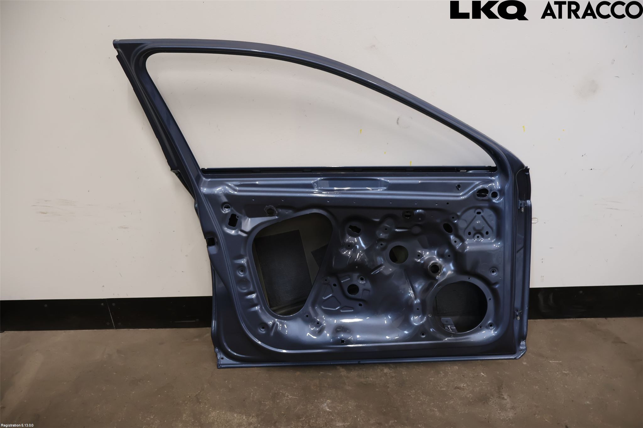 Volkswagen VW PASSAT 15-19 Dörr Fram Vänster