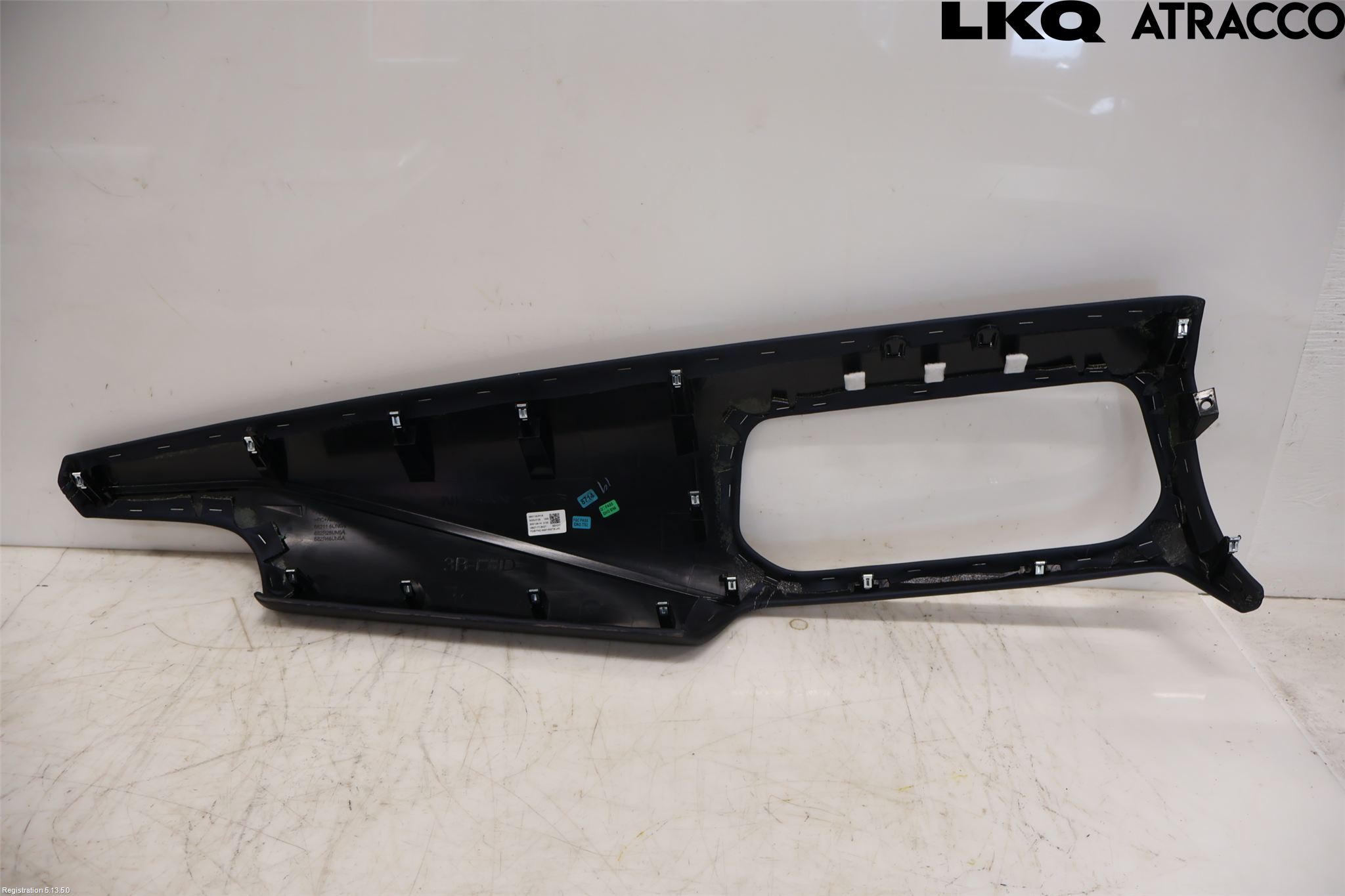 Nissan QASHQAI 21- Instrument-Radio Sarg