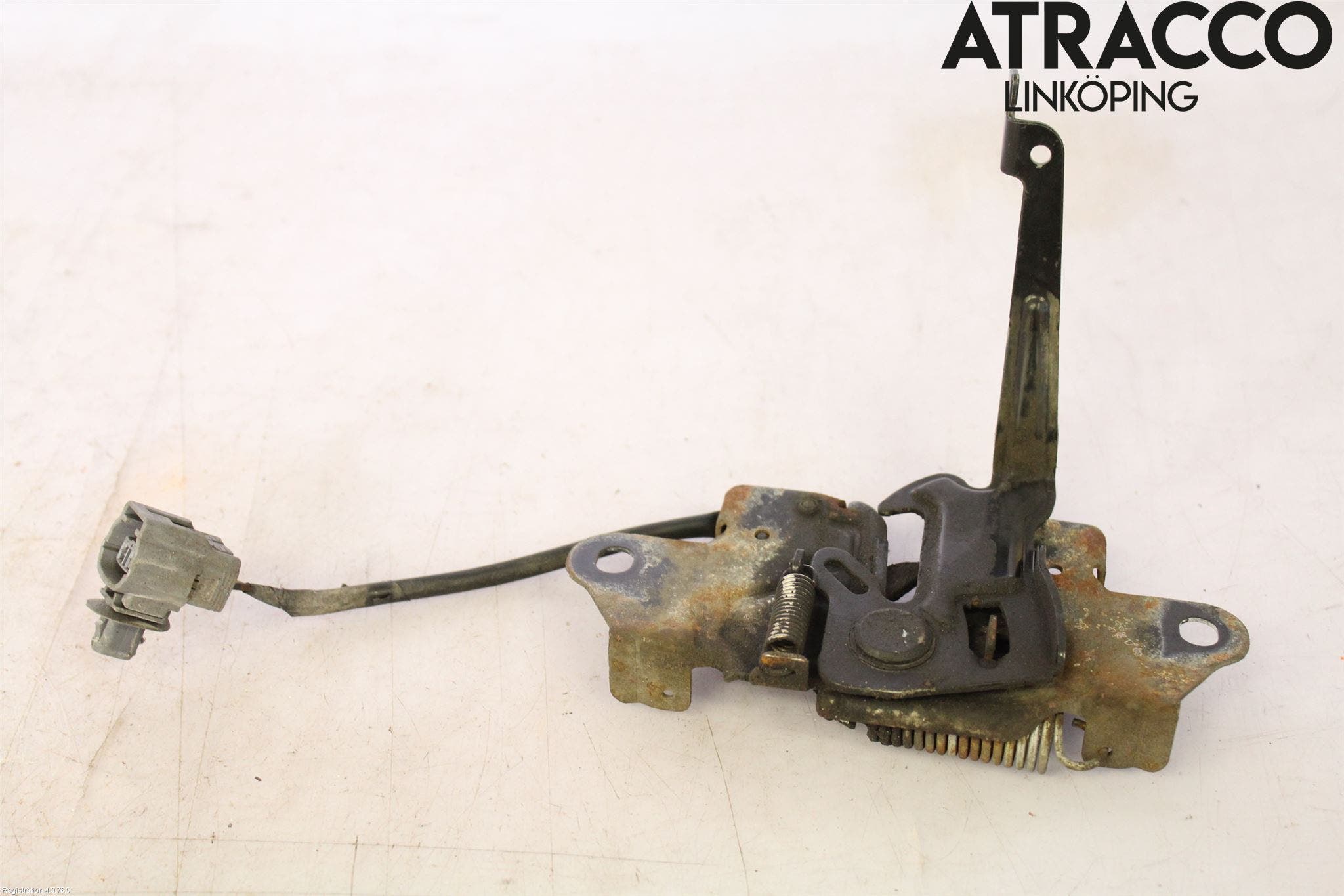 Mazda CX-5 12-17 Huvlås