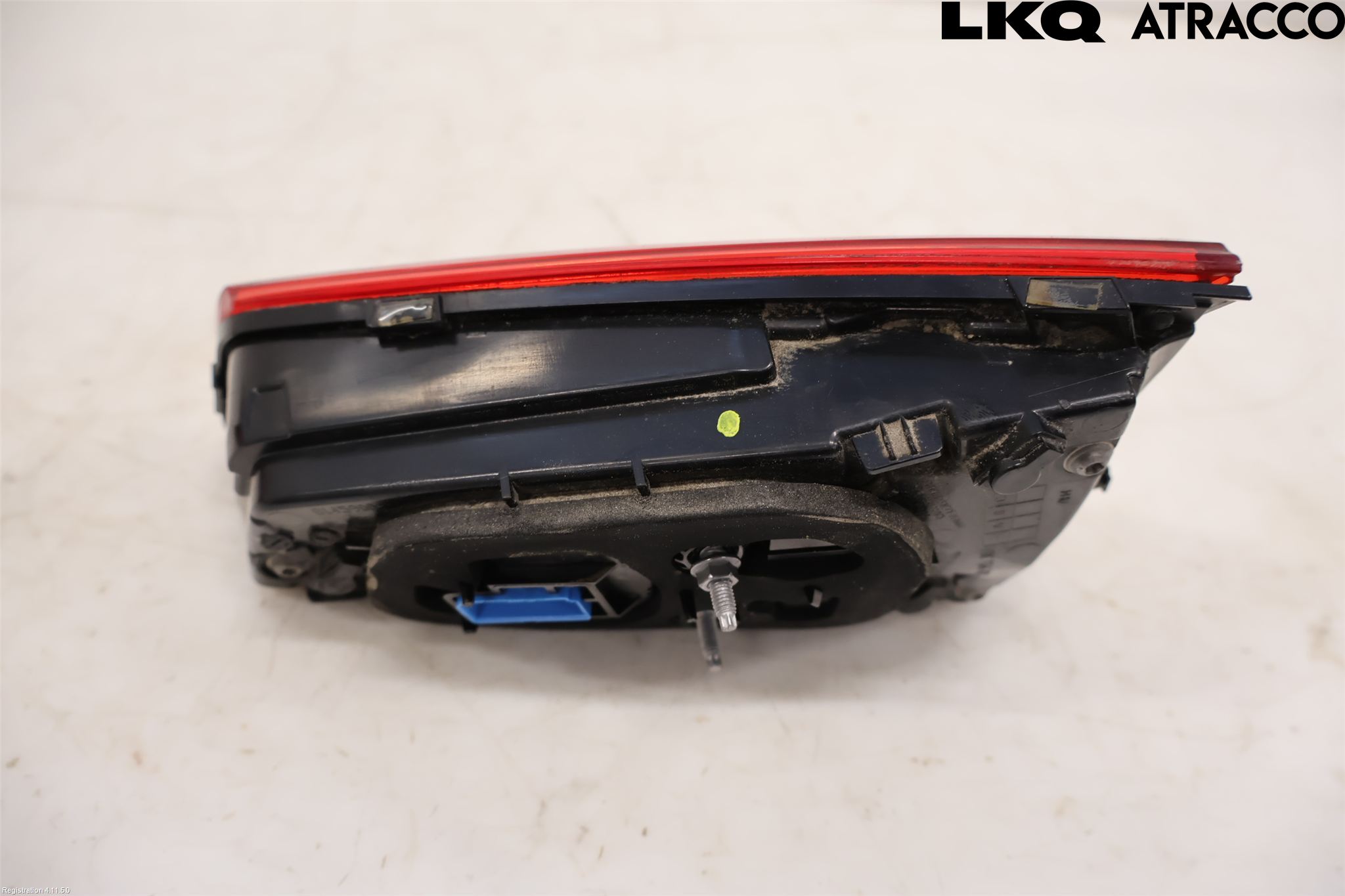 Volkswagen VW PASSAT 15-19 Bakljus Lucka Vä