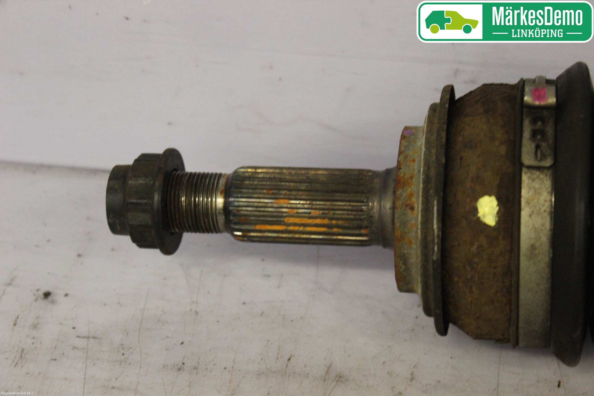 Toyota YARIS XP130 12-14 Drivaxel Fram Höger