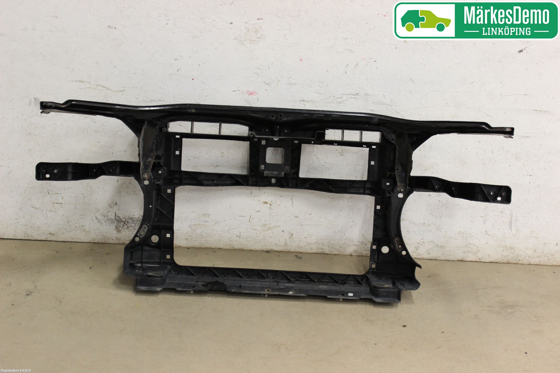 Volkswagen VW PASSAT 05-11 Frontplåt