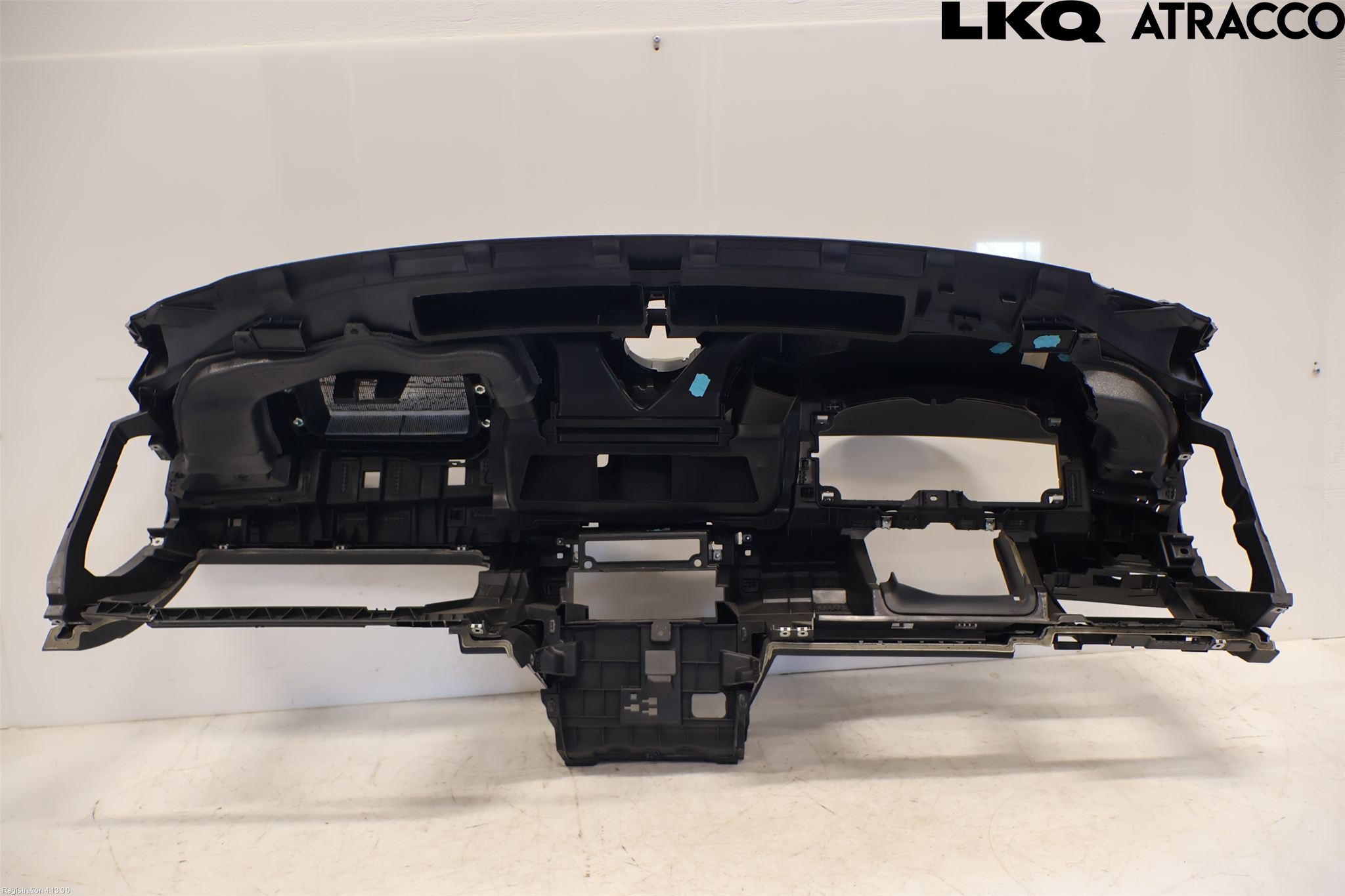 Volkswagen VW PASSAT 15-19 Instrumentbräda