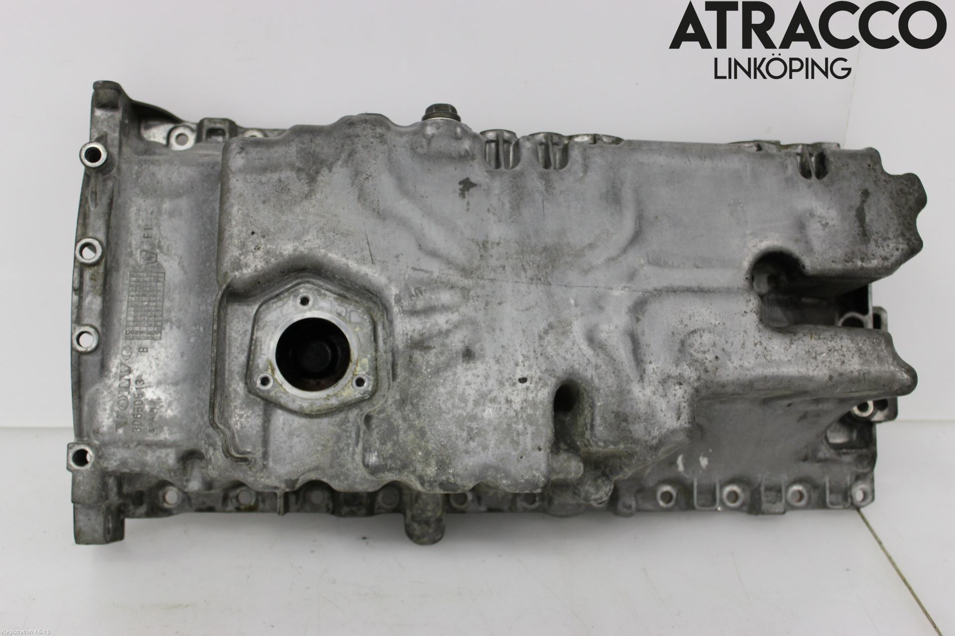 Volvo V70 08-13 Oljetråg