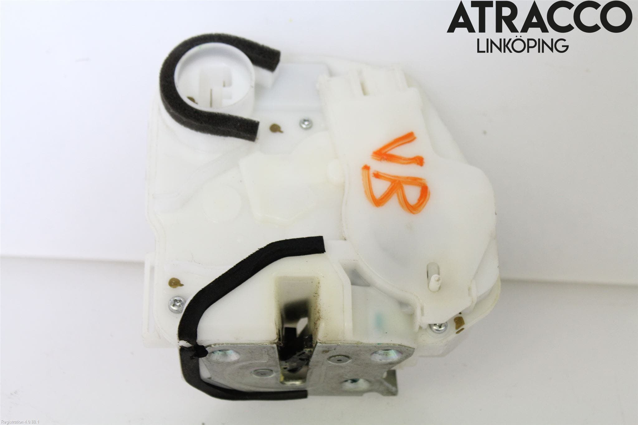 Mitsubishi L200 16-23 Låskista-Dörrlås