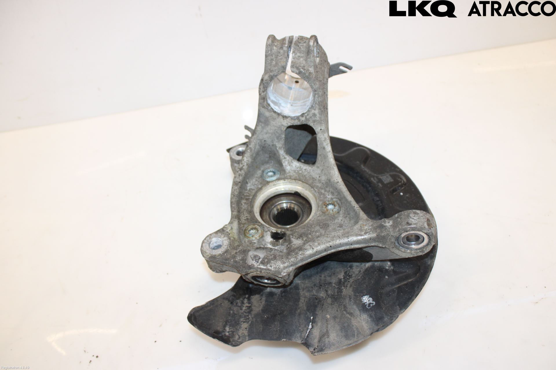Volkswagen VW PASSAT 15-19 Styrspindel Lagerhus Hö