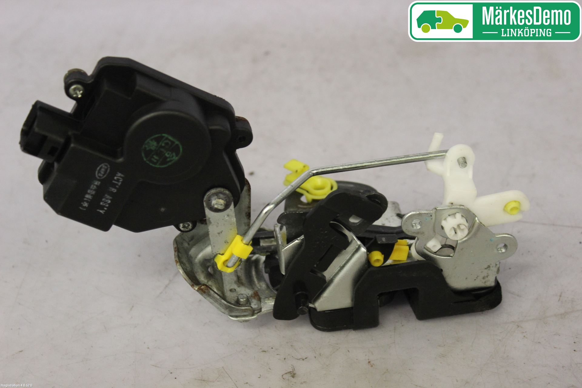 Hyundai TRAJET Låskista-Dörrlås