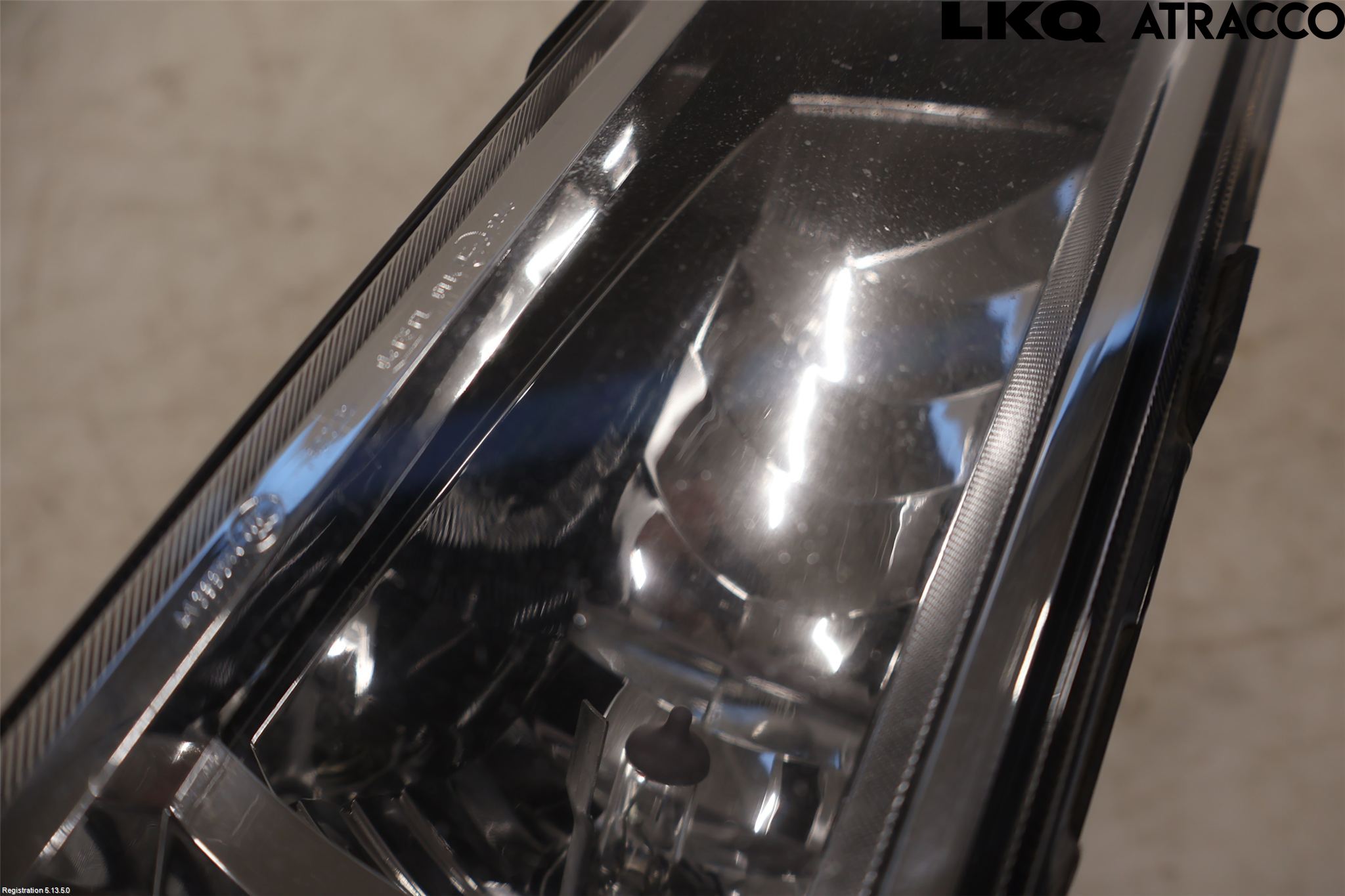 Volkswagen VW PASSAT 15-19 Dimljus-Varselljus Fram