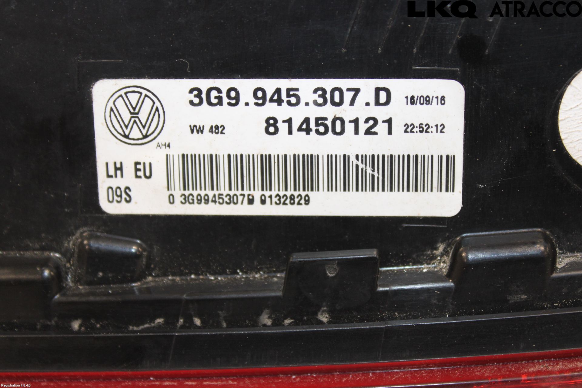 Volkswagen VW PASSAT 15-19 Bakljus Lucka Vä