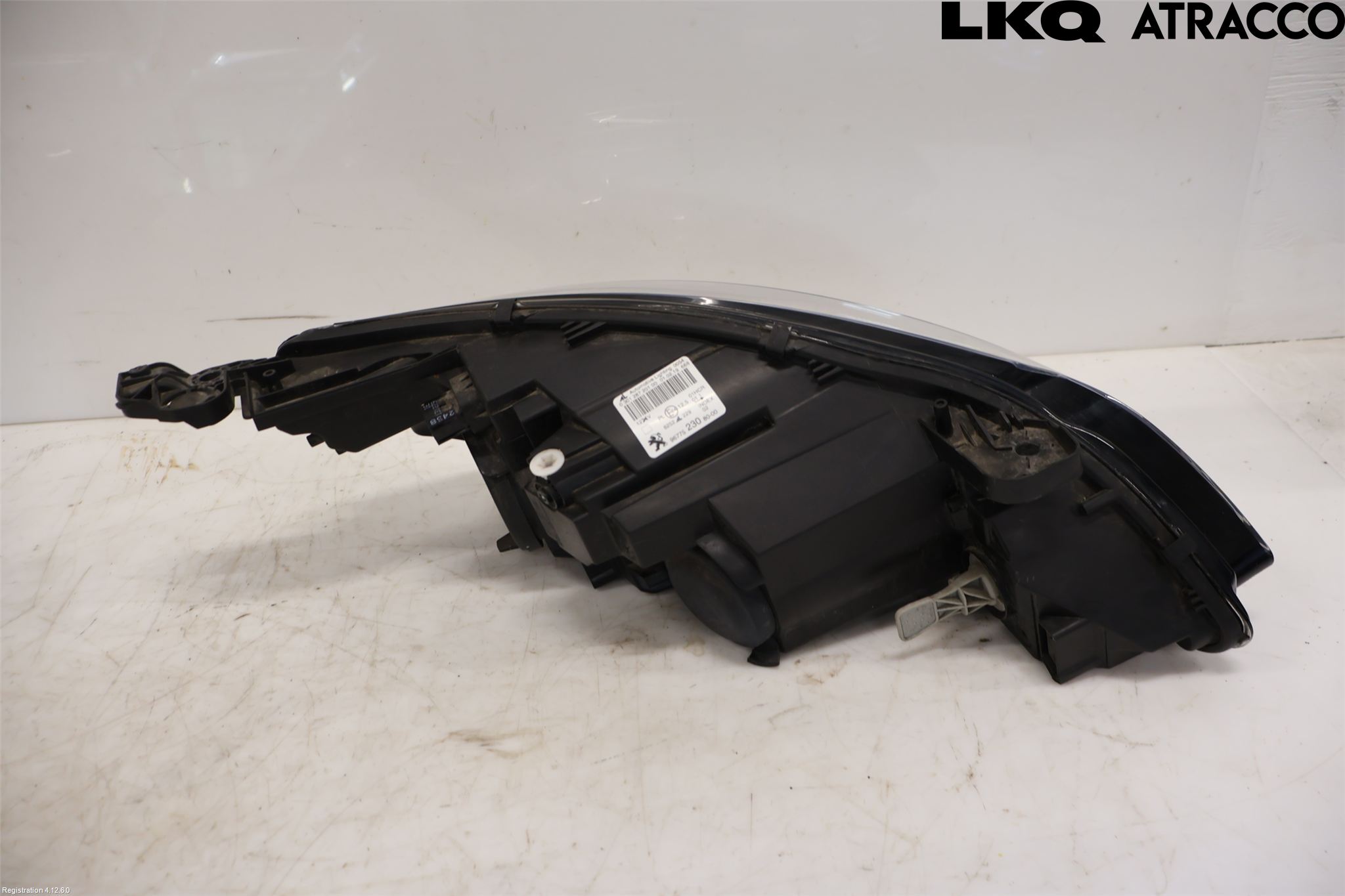 Peugeot 308 14-21 Strålkastare Vänster