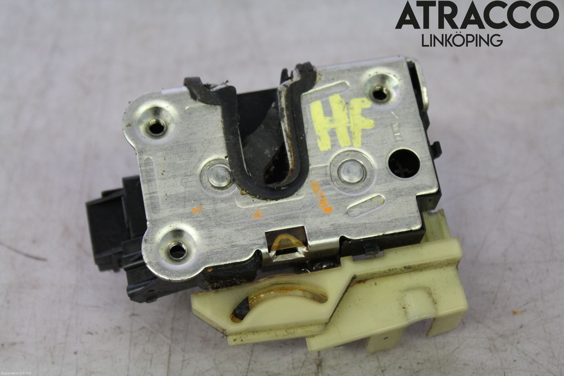 Dacia DUSTER 10-17 Låskista-Dörrlås