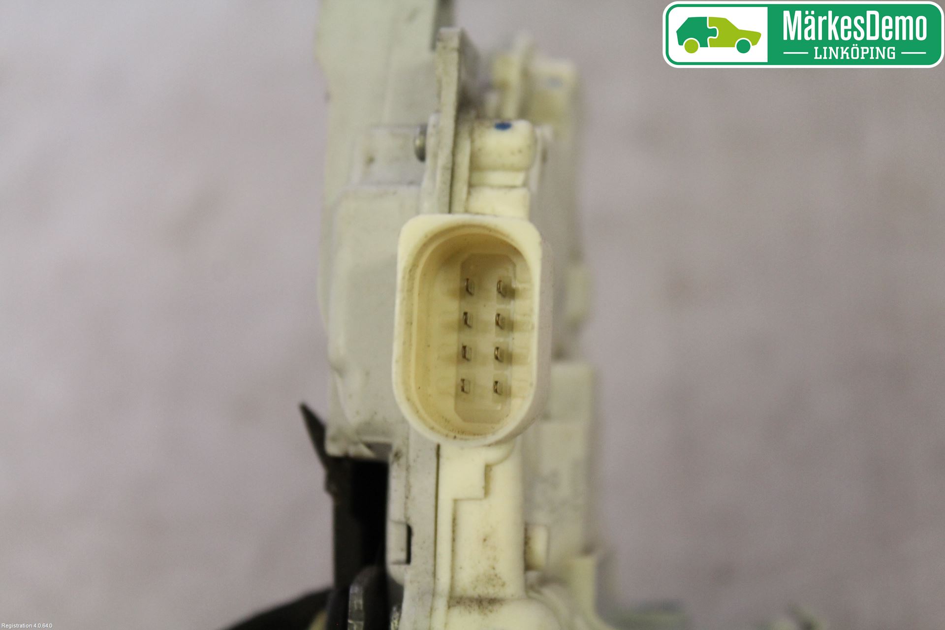 Audi A4/S4 05-07 Låskista-Dörrlås