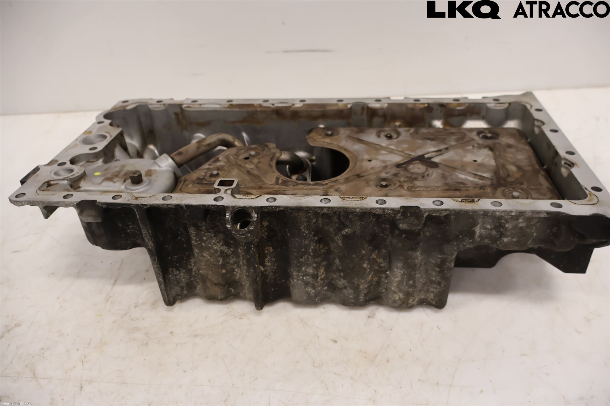 Volvo V70 05-08 Oljetråg