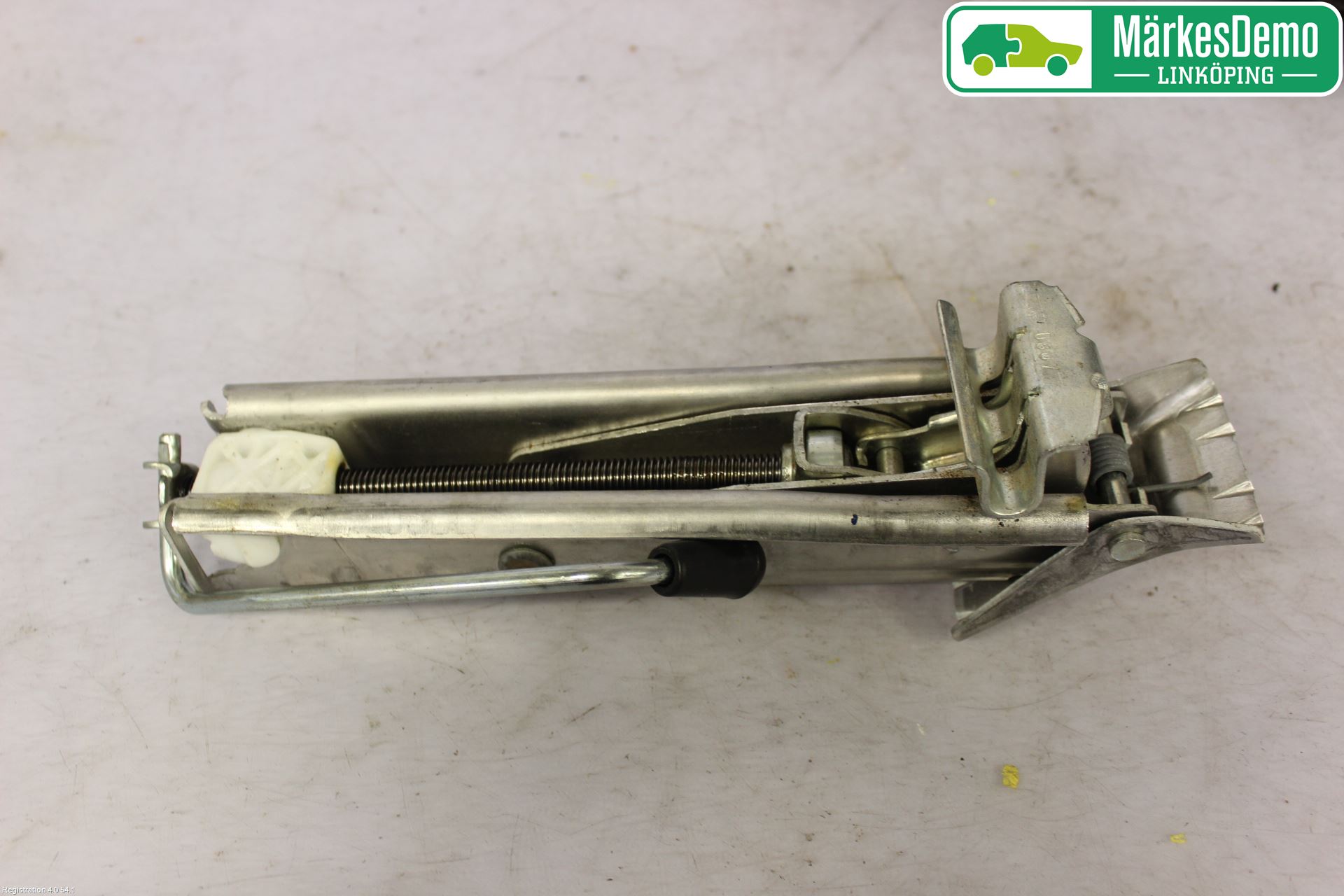 Volkswagen VW POLO 05-09 Domkraft