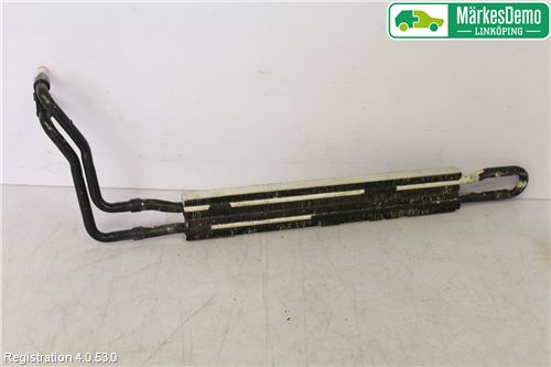 BMW X3 E83     03-10 Oljekylare Servostyrning
