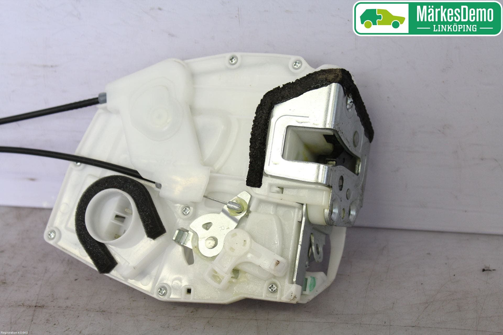 Suzuki SX4 10-13 Låskista-Dörrlås