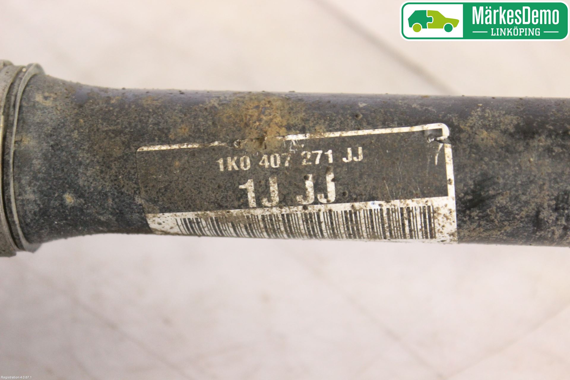 Volkswagen VW PASSAT 05-11 Drivaxel Fram Vänster