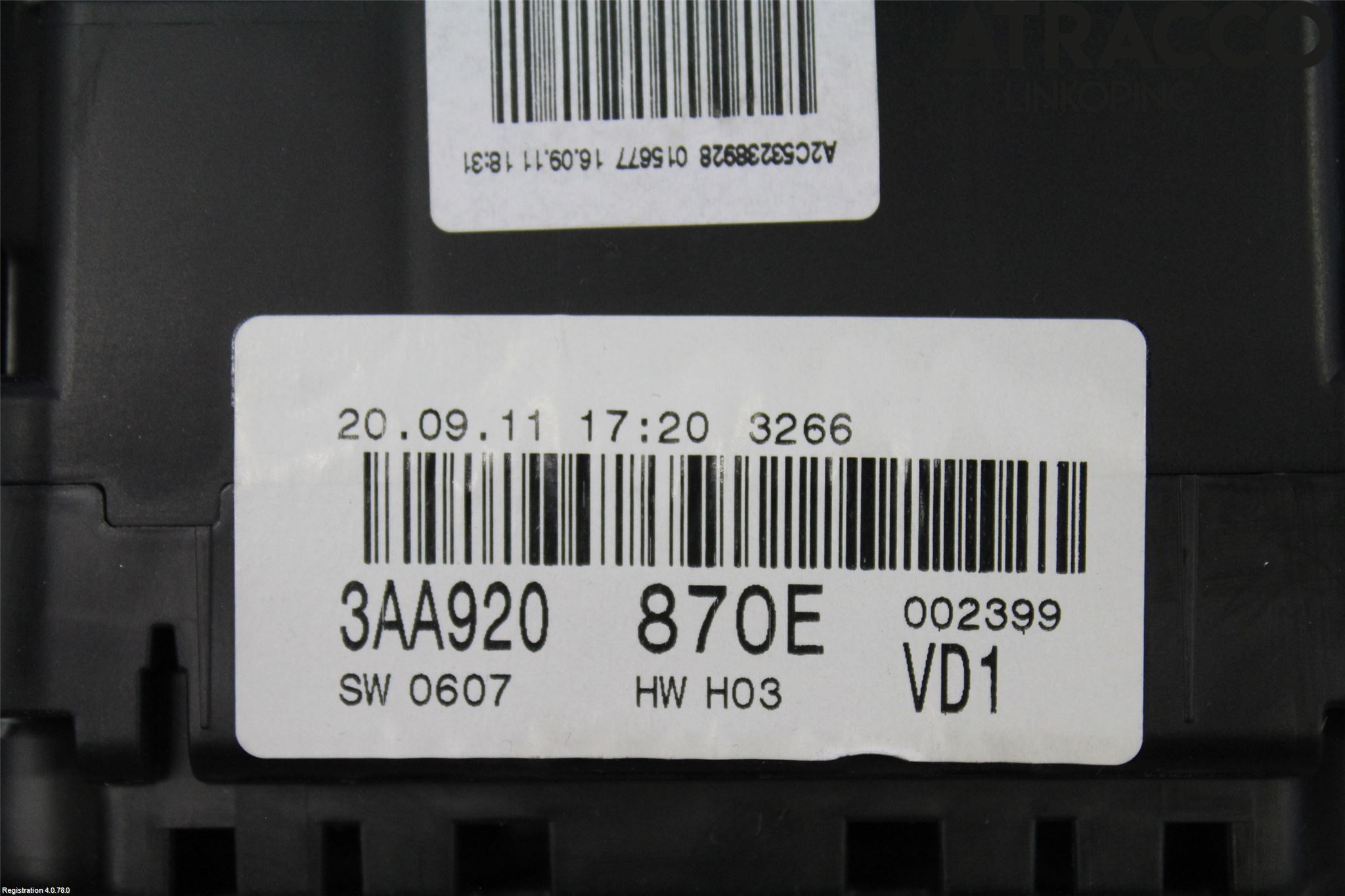 Volkswagen VW PASSAT 11-14 Instrument Komb