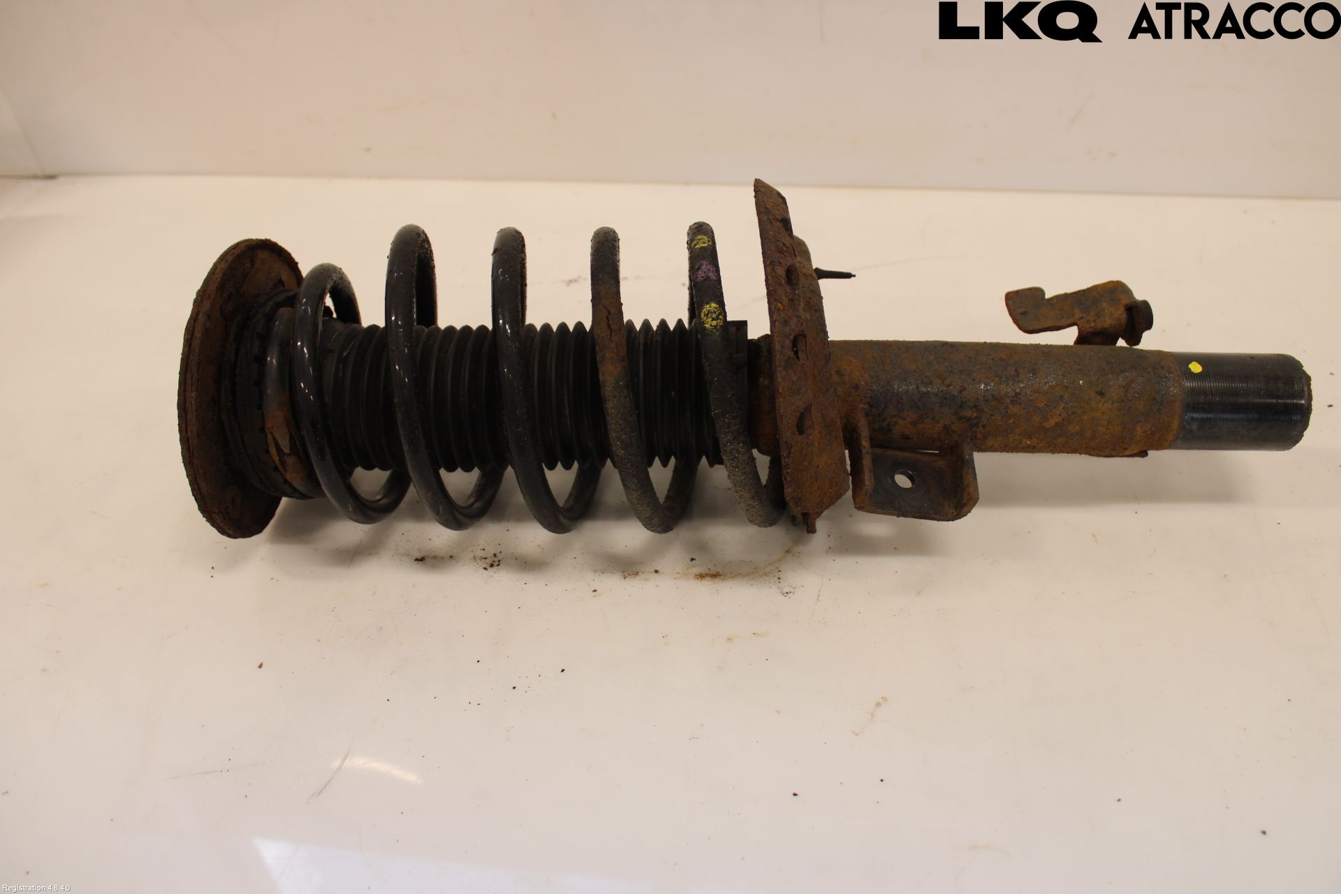 Volvo V70 14-16 Fjäderben Fram Vänster