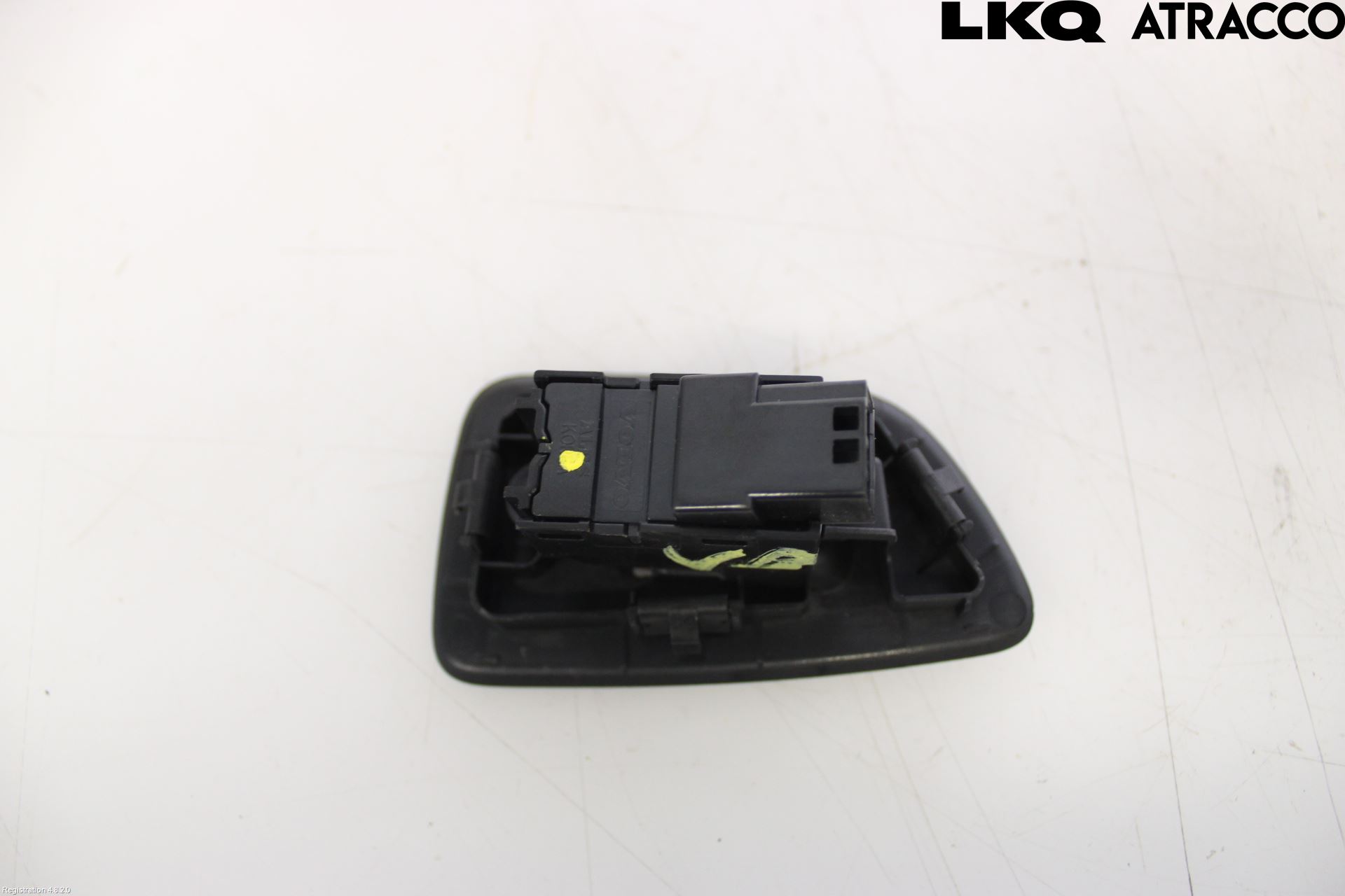 Volvo V90 17->> Strömställare Elhiss