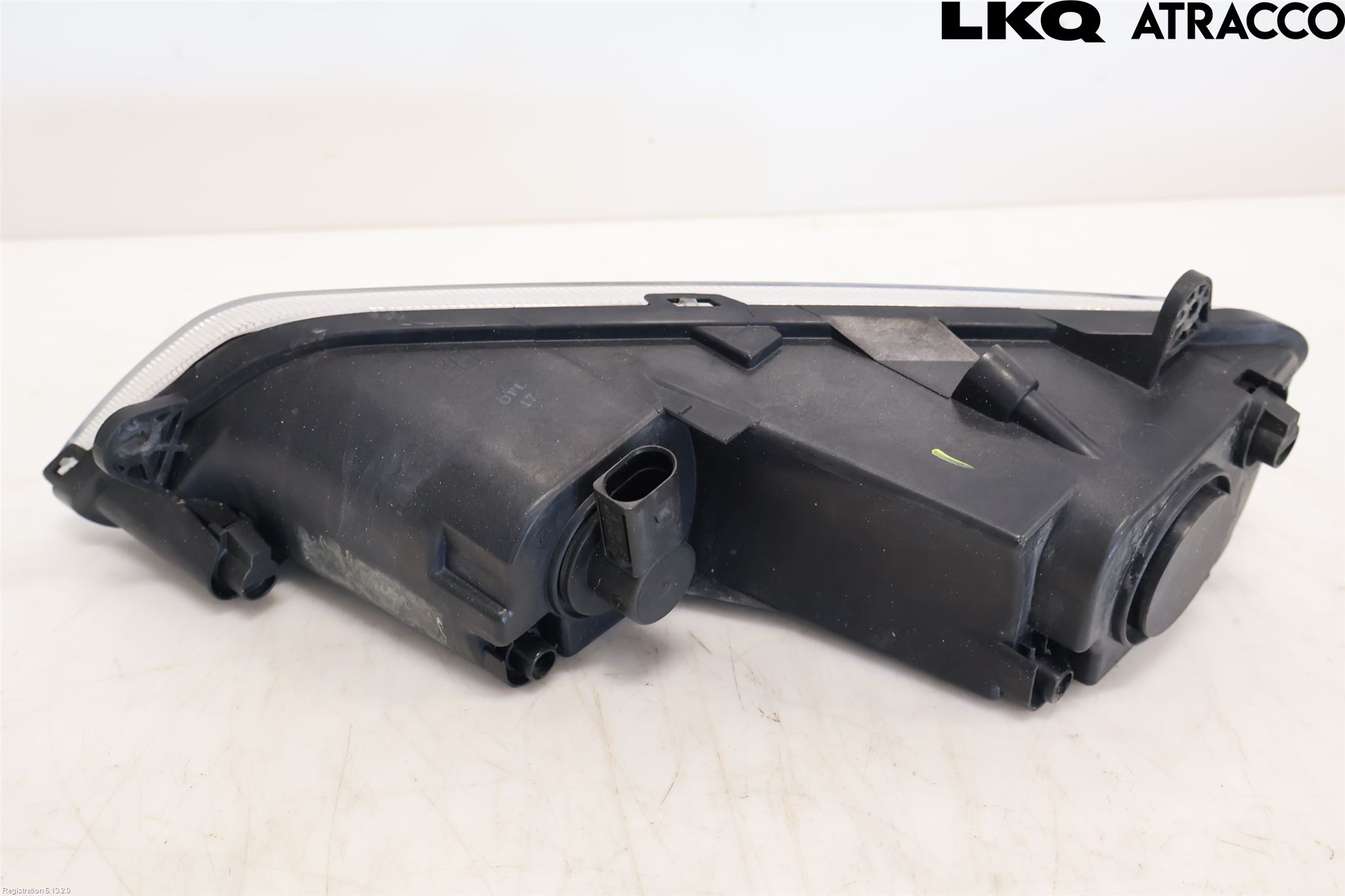 Volkswagen VW PASSAT 11-14 Dimljus-Varselljus Fram