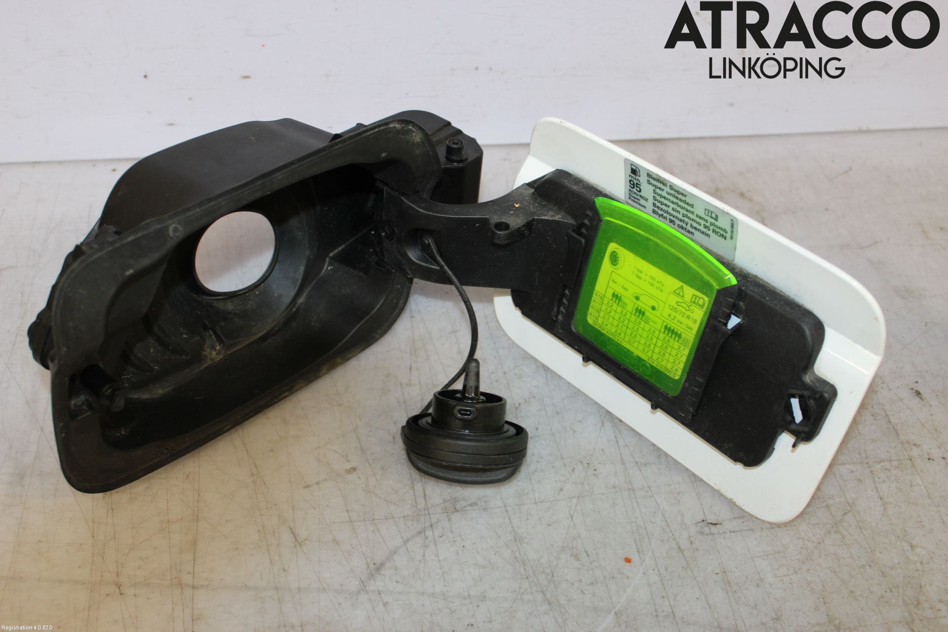 Skoda KAROQ 18- Tanklucka