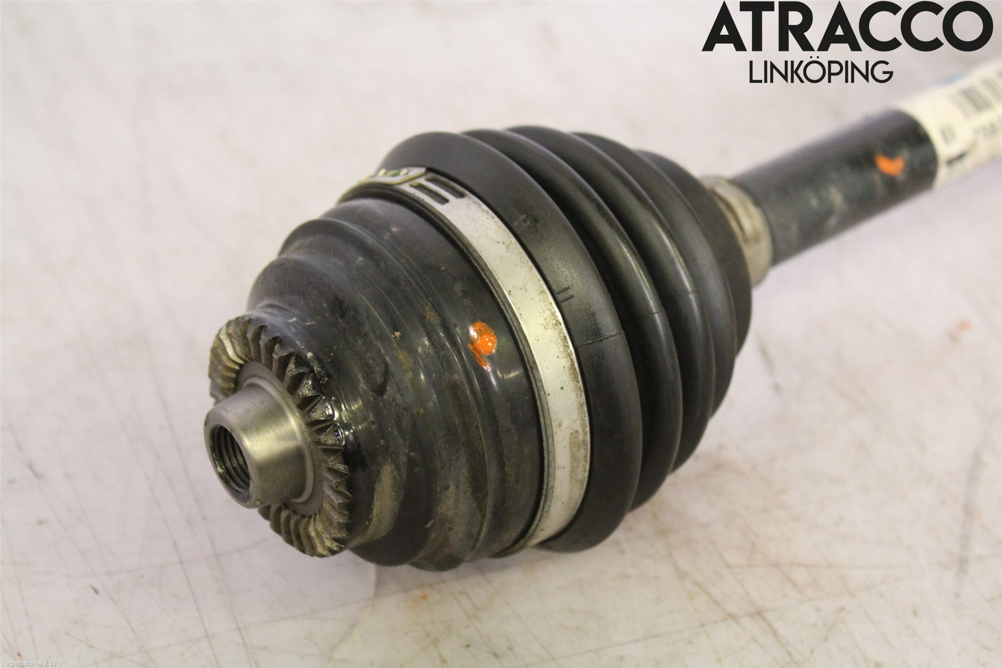 BMW 3 F30/F31/F80 12-19 Drivaxel Fram Höger
