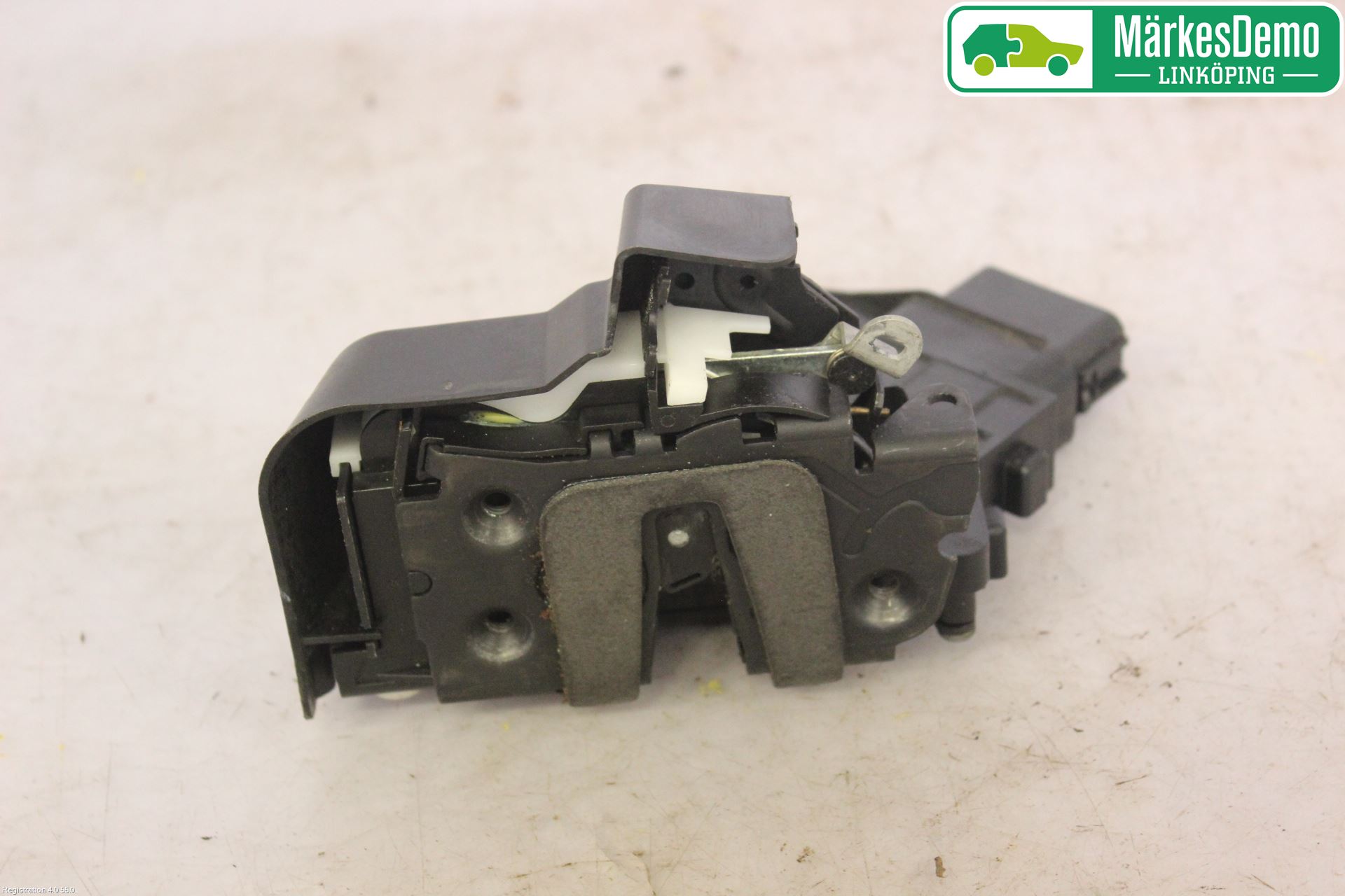 Ford MONDEO 07-15 Låskista-Dörrlås