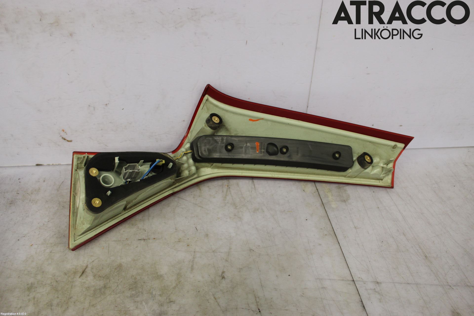 Volvo XC70 08-13 Bakljus Lucka Hö