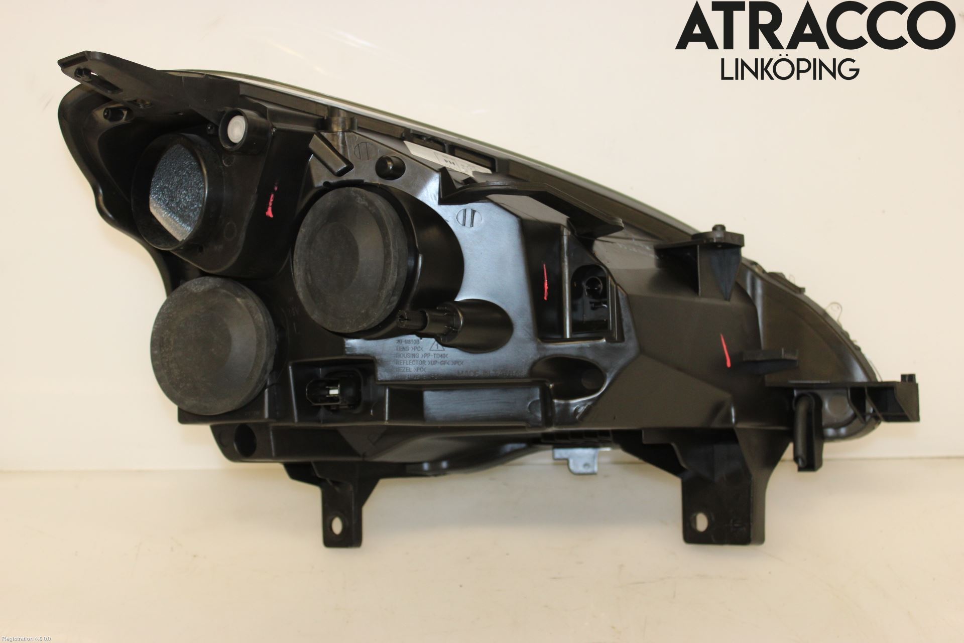 Peugeot PARTNER 08-15 Strålkastare Vänster