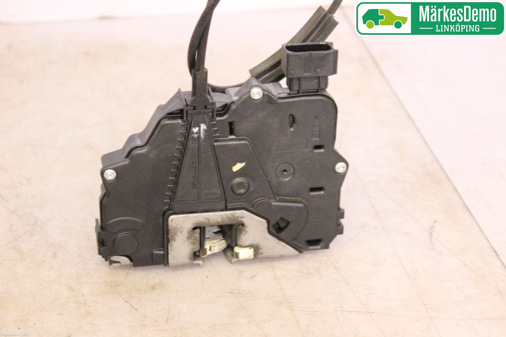 Opel CORSA D 07-14 Låskista-Dörrlås