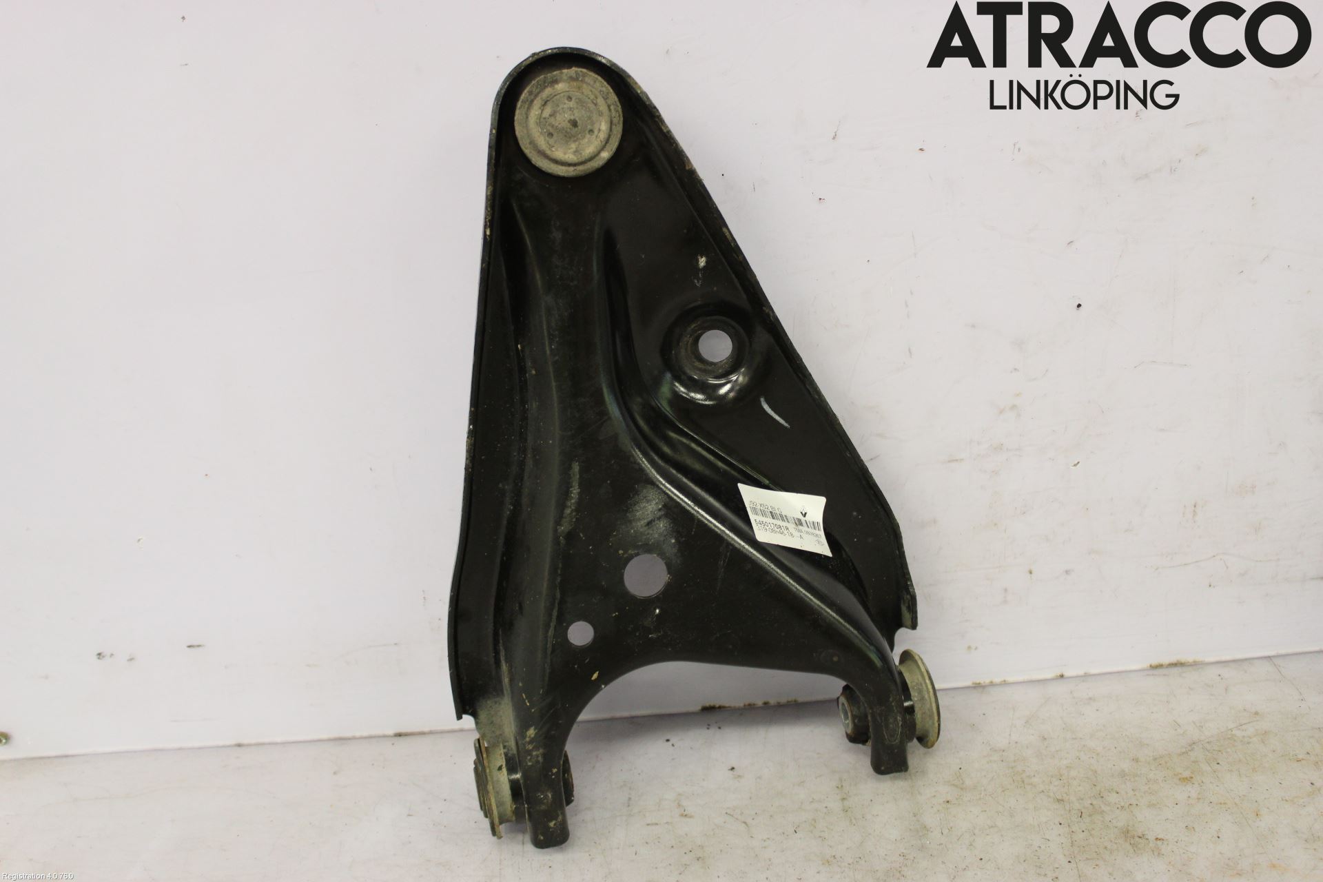 Dacia DOKKER 13- Bärarm Fram Undre Vä