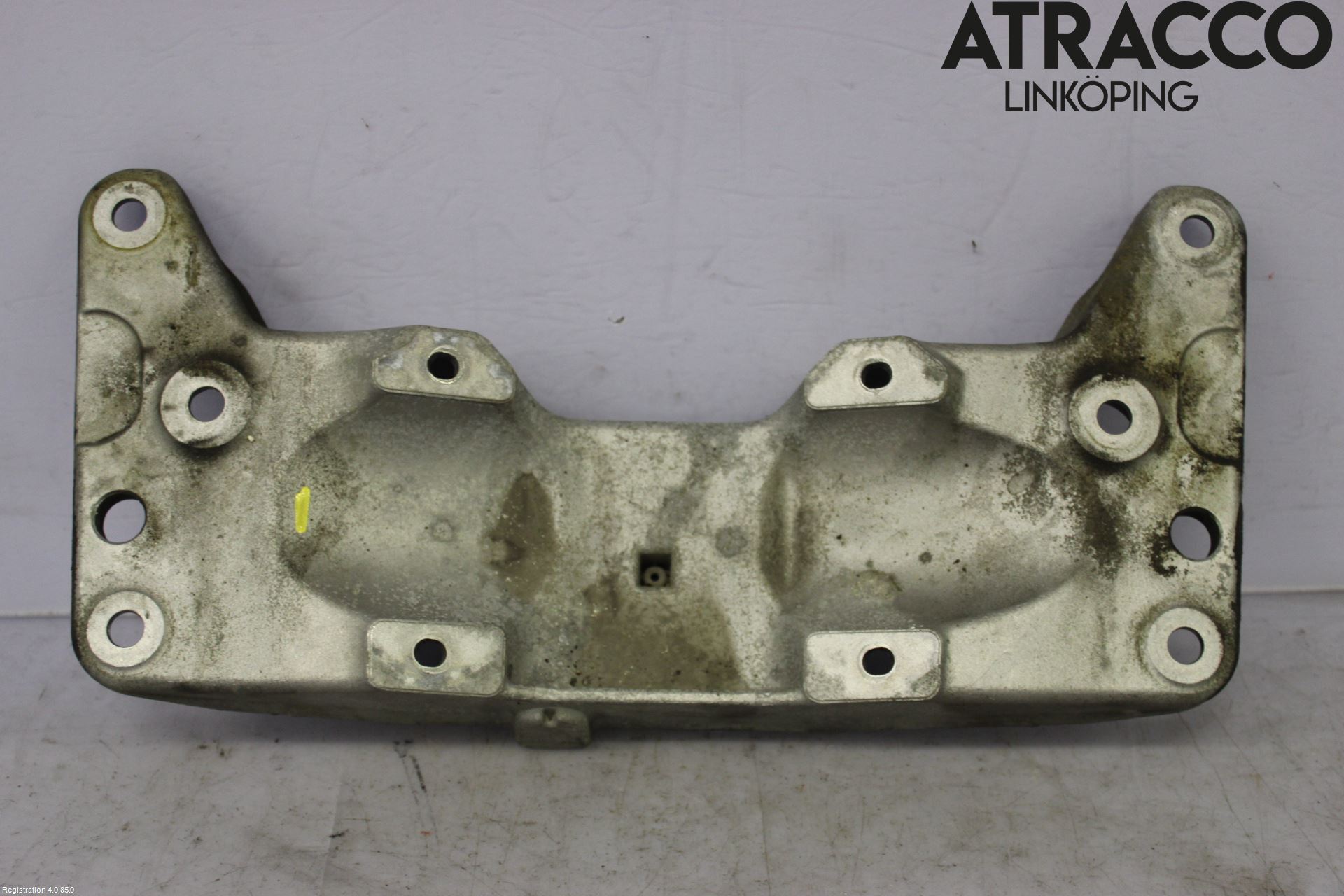 BMW 5 F10/F11/F18 09-17 Växellådsbalk