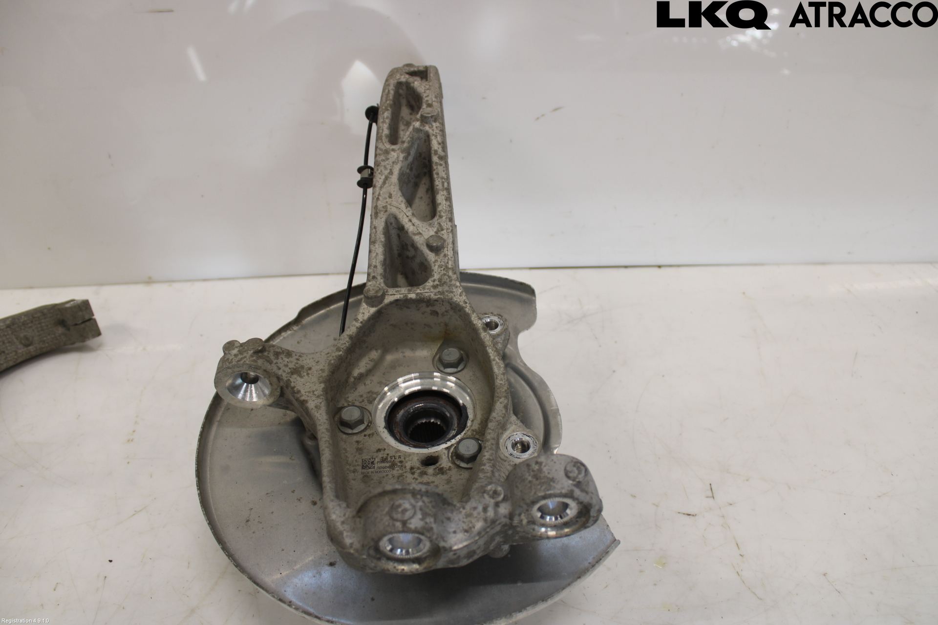 Tesla MODEL Y 21- Styrspindel Lagerhus Hö