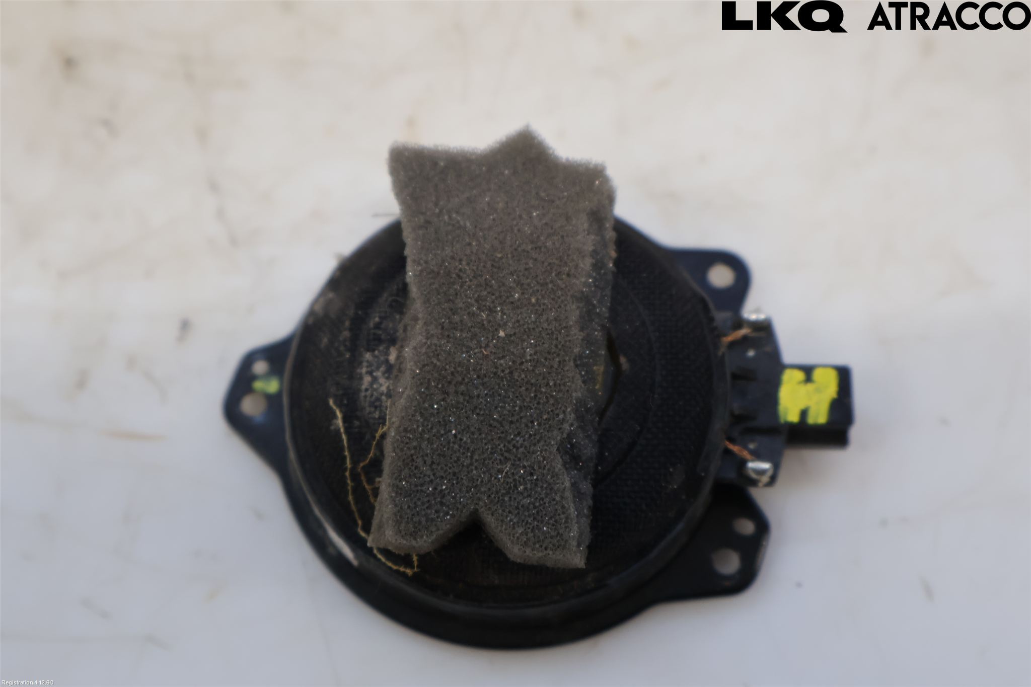 Tesla MODEL Y 21- Högtalare