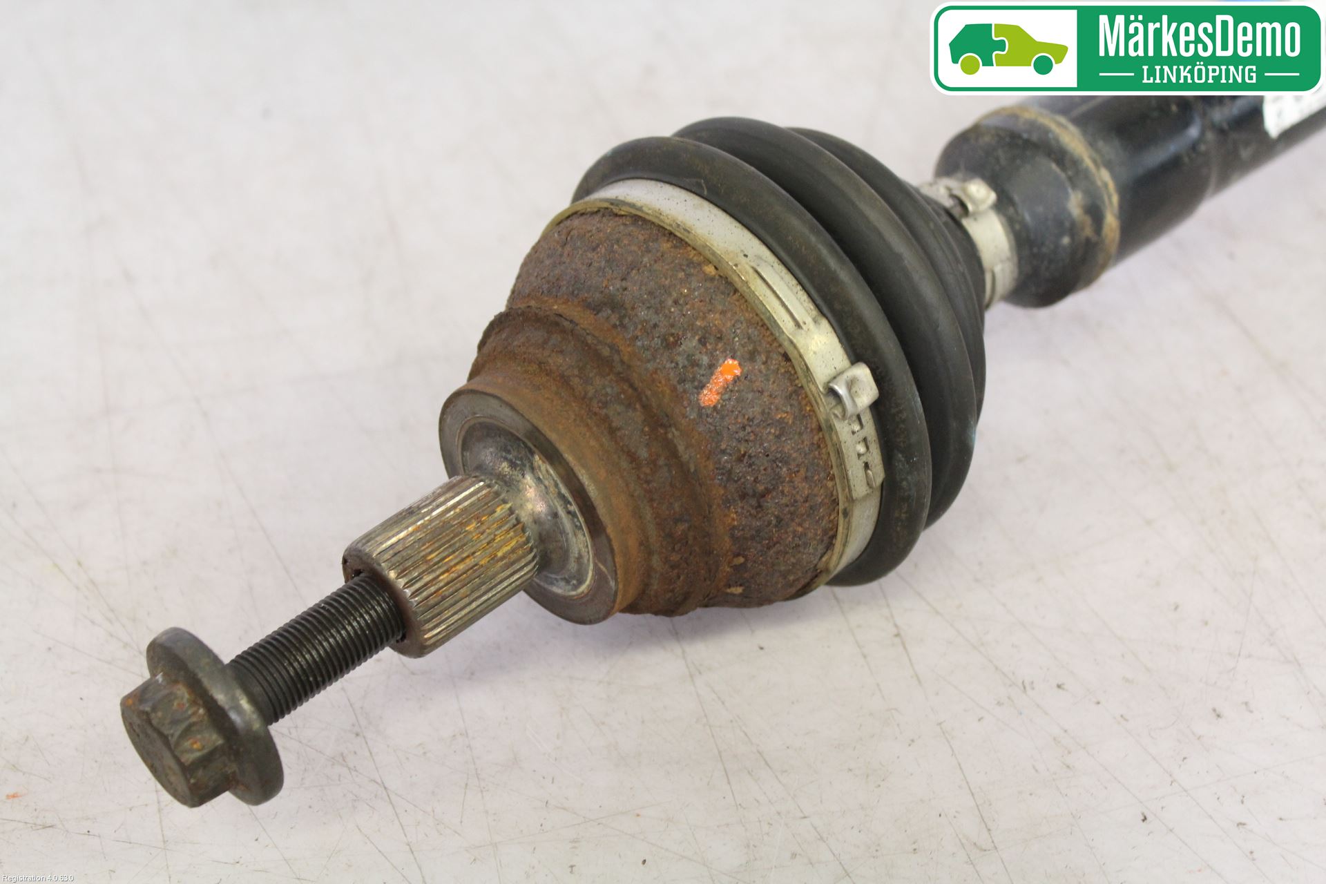 Audi A3/S3 05-13 Drivaxel Fram Höger