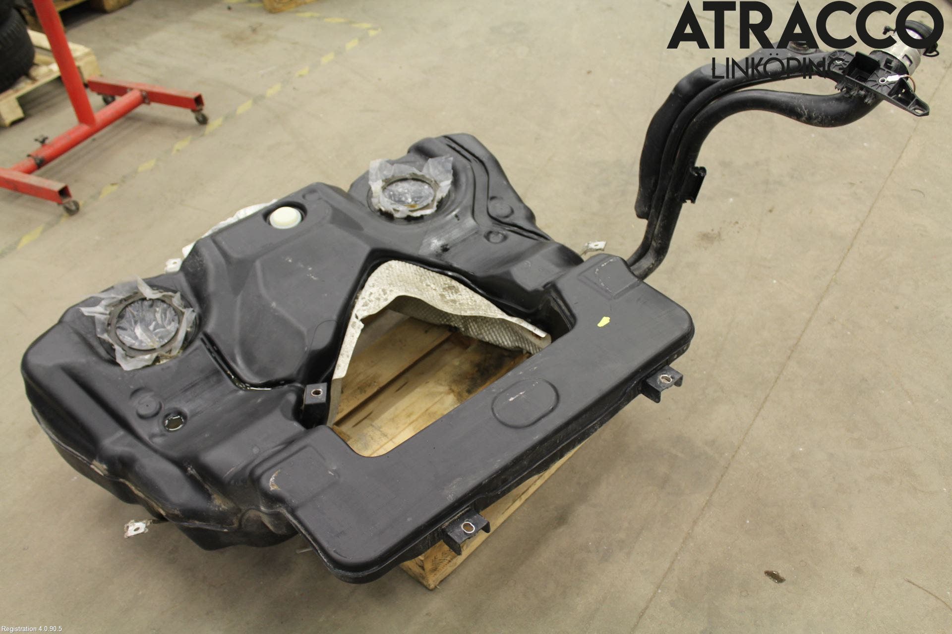 Volkswagen VW PASSAT 11-14 Bränsletank Diesel