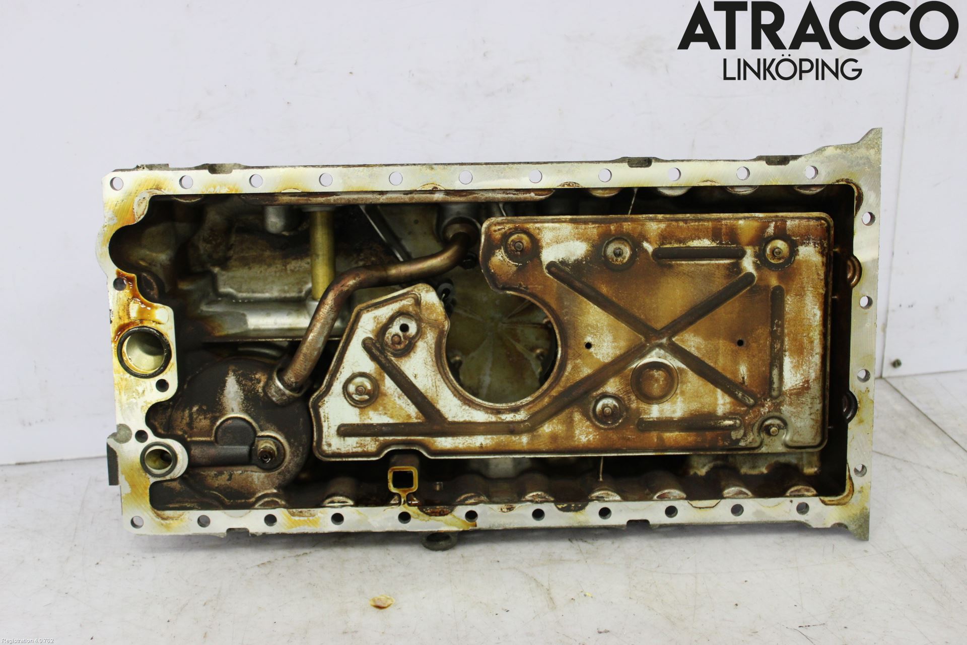 Volvo V70 05-08 Oljetråg