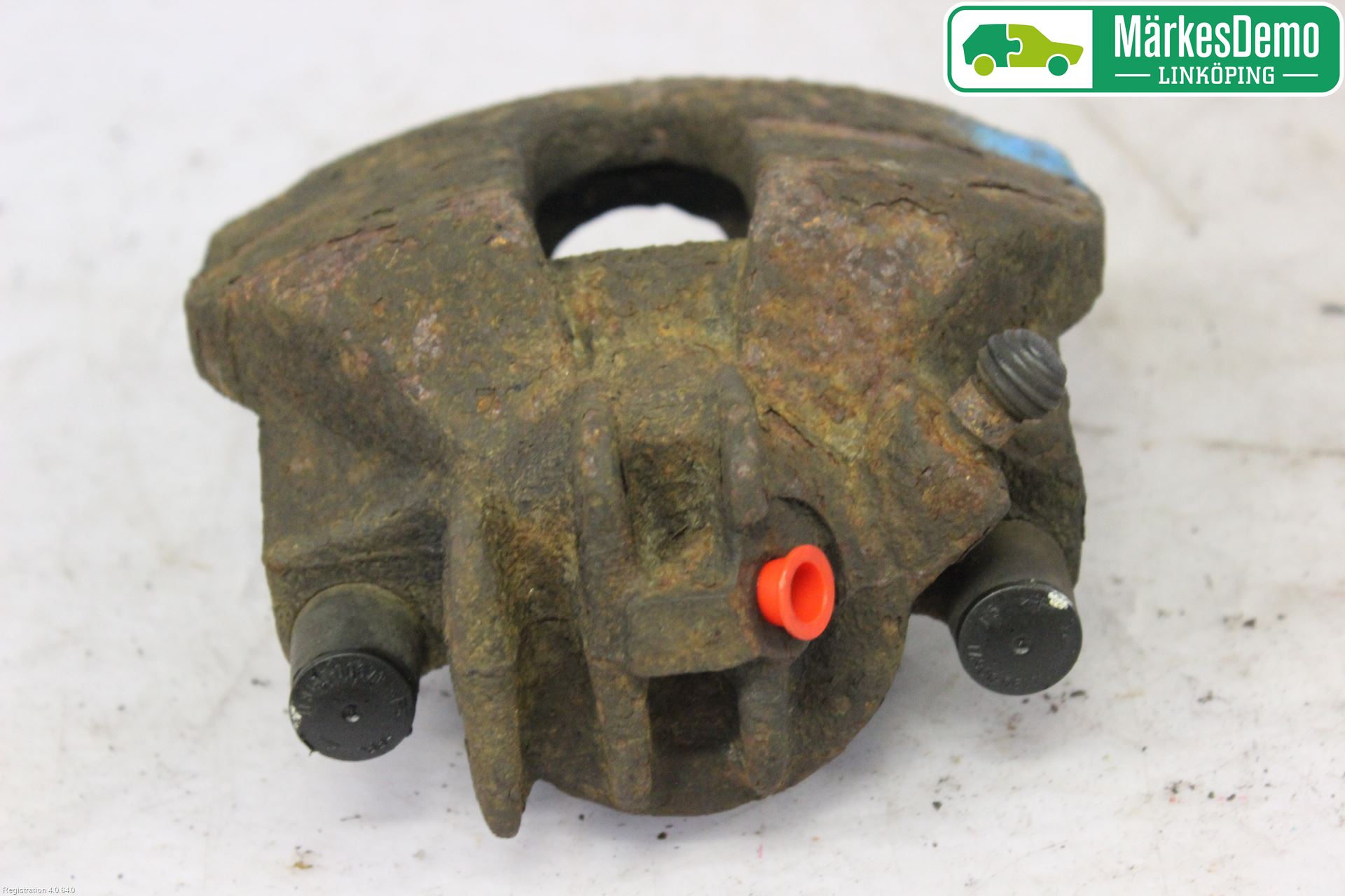 Volvo V70 05-08 Bromsok Fram Höger