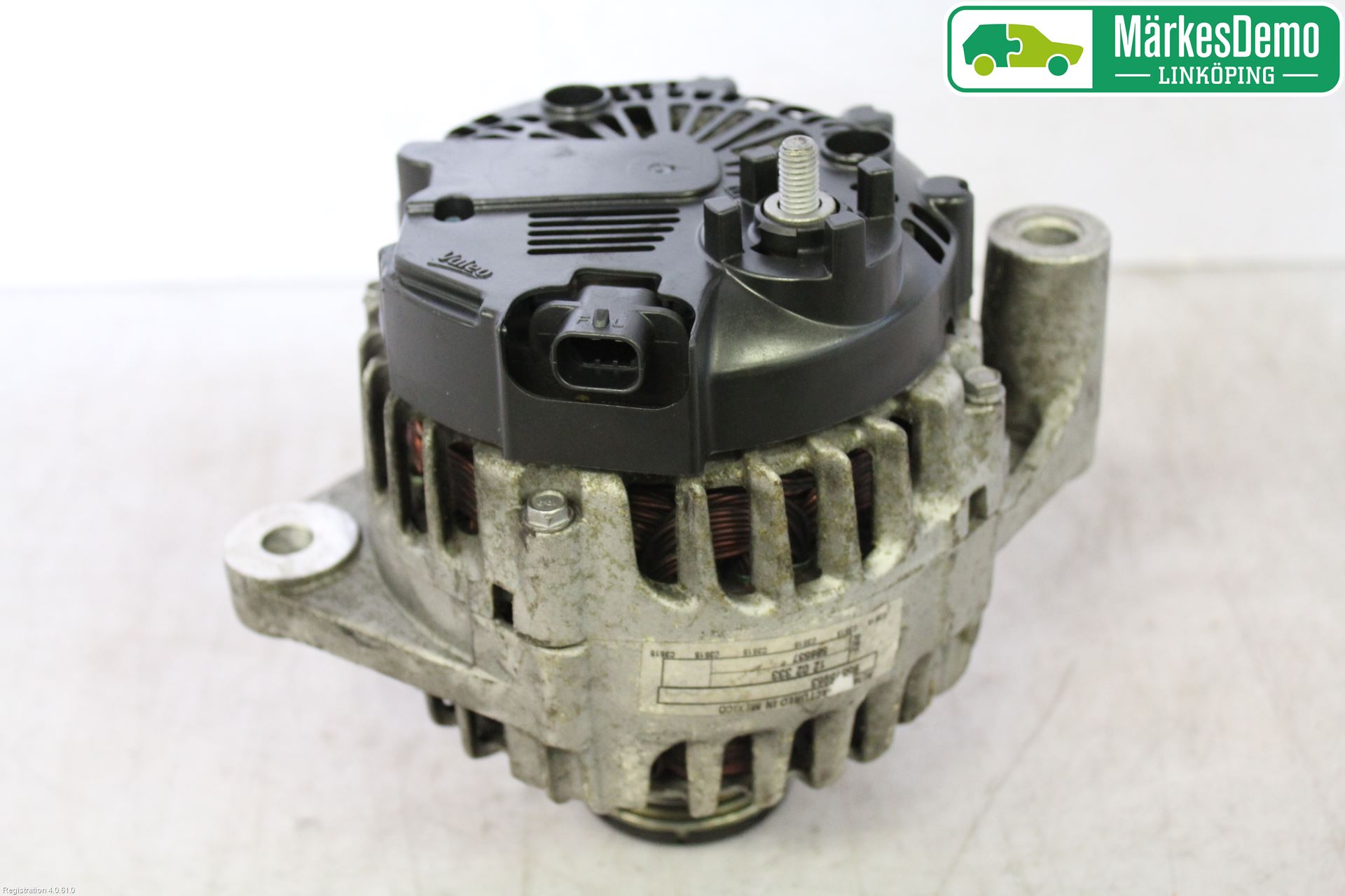 Opel INSIGNIA 09-16 Generator