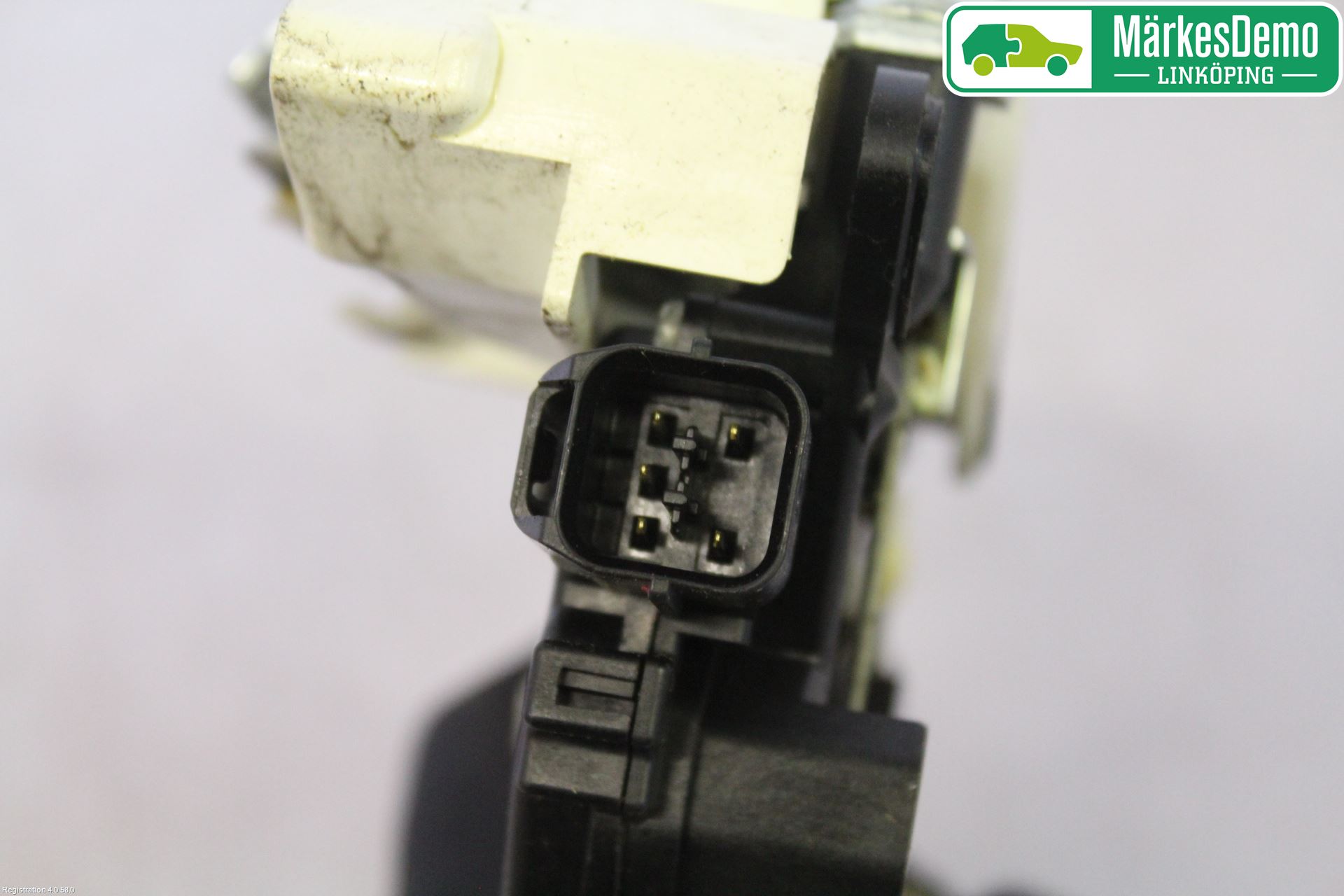 Citroen C-CROSSER Låskista-Dörrlås