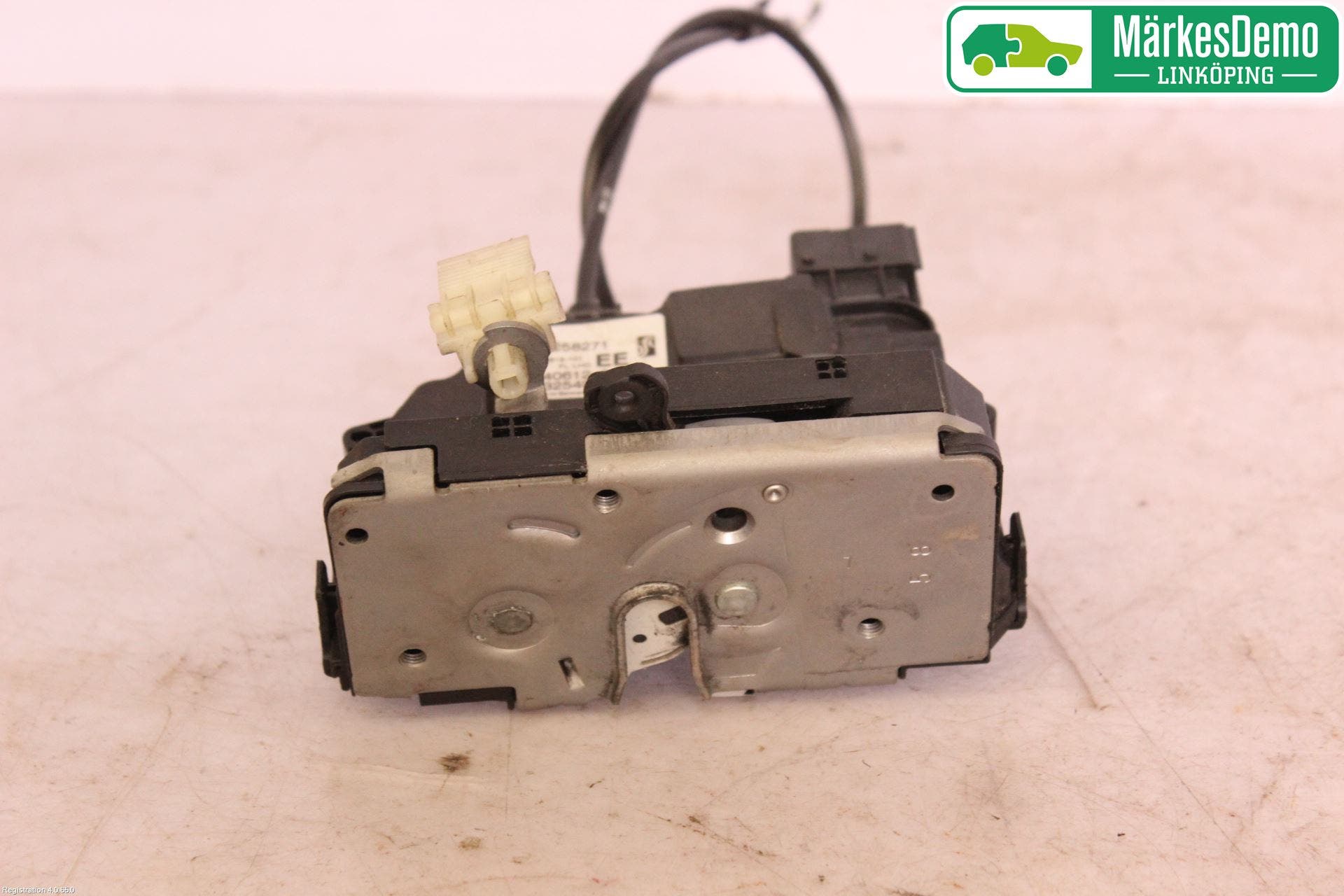 Opel CORSA D 07-14 Låskista-Dörrlås