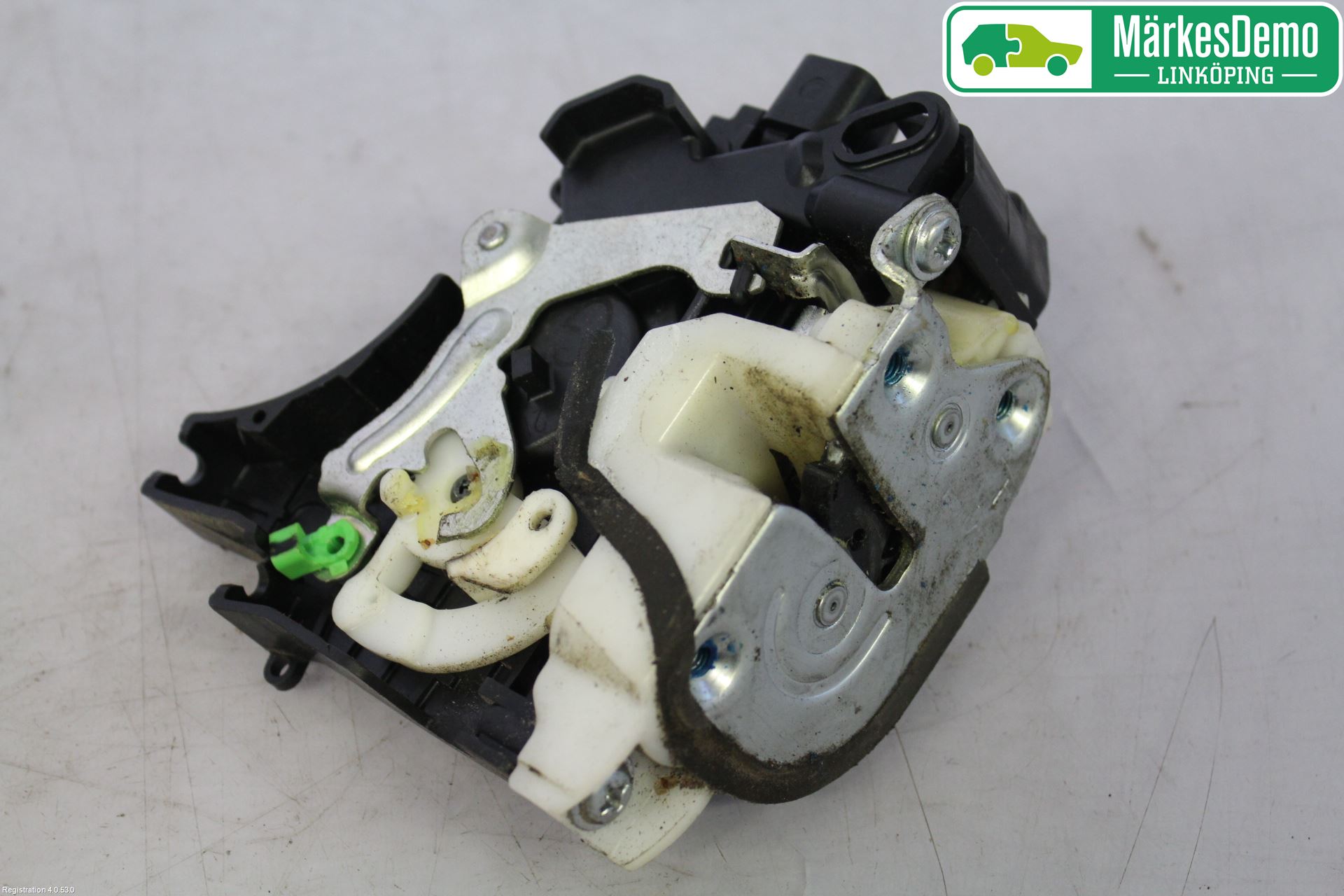 Mitsubishi GRANDIS Låskista-Dörrlås