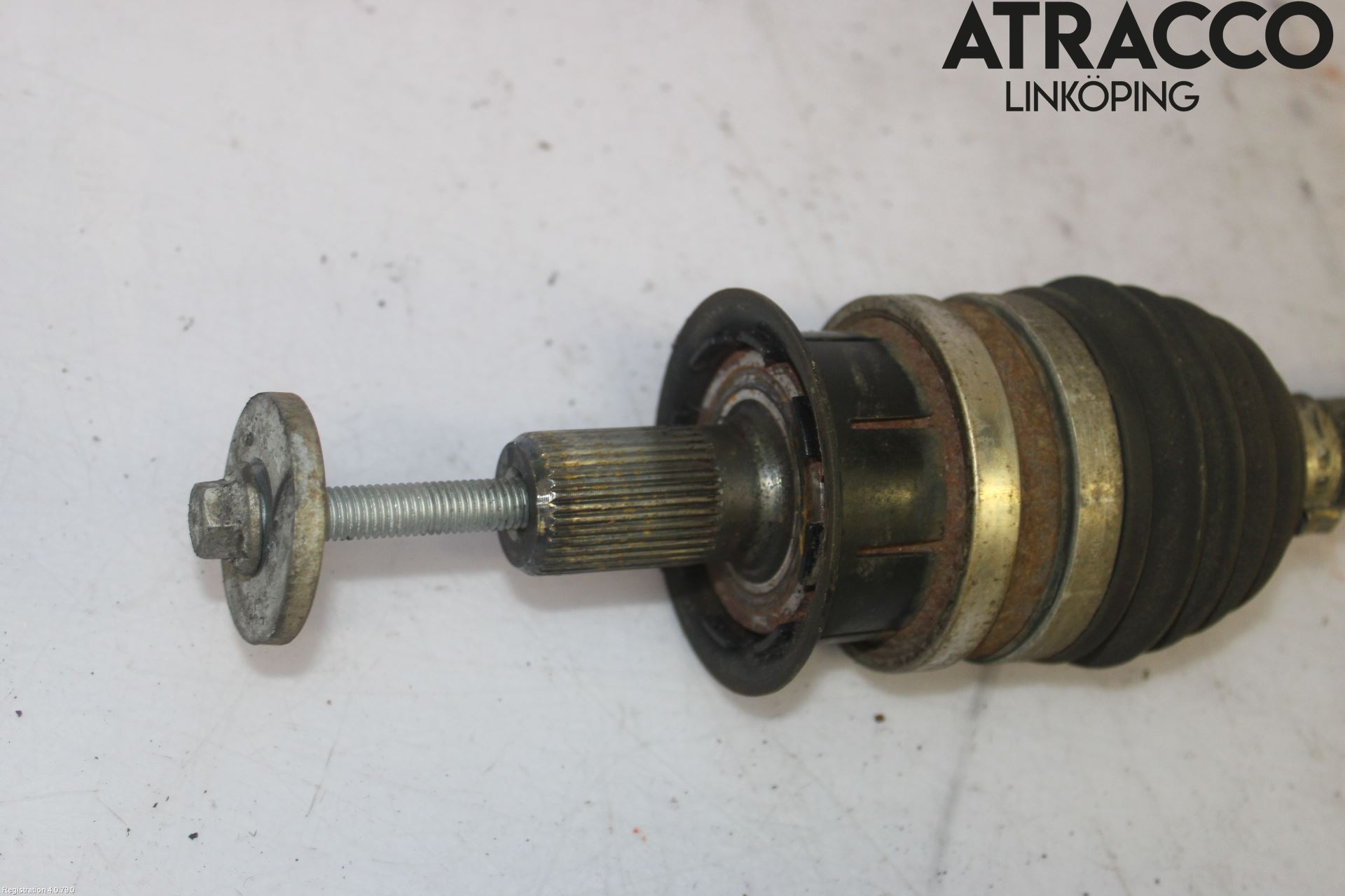 Volvo XC70 14-16 Drivaxel Bak Vänster