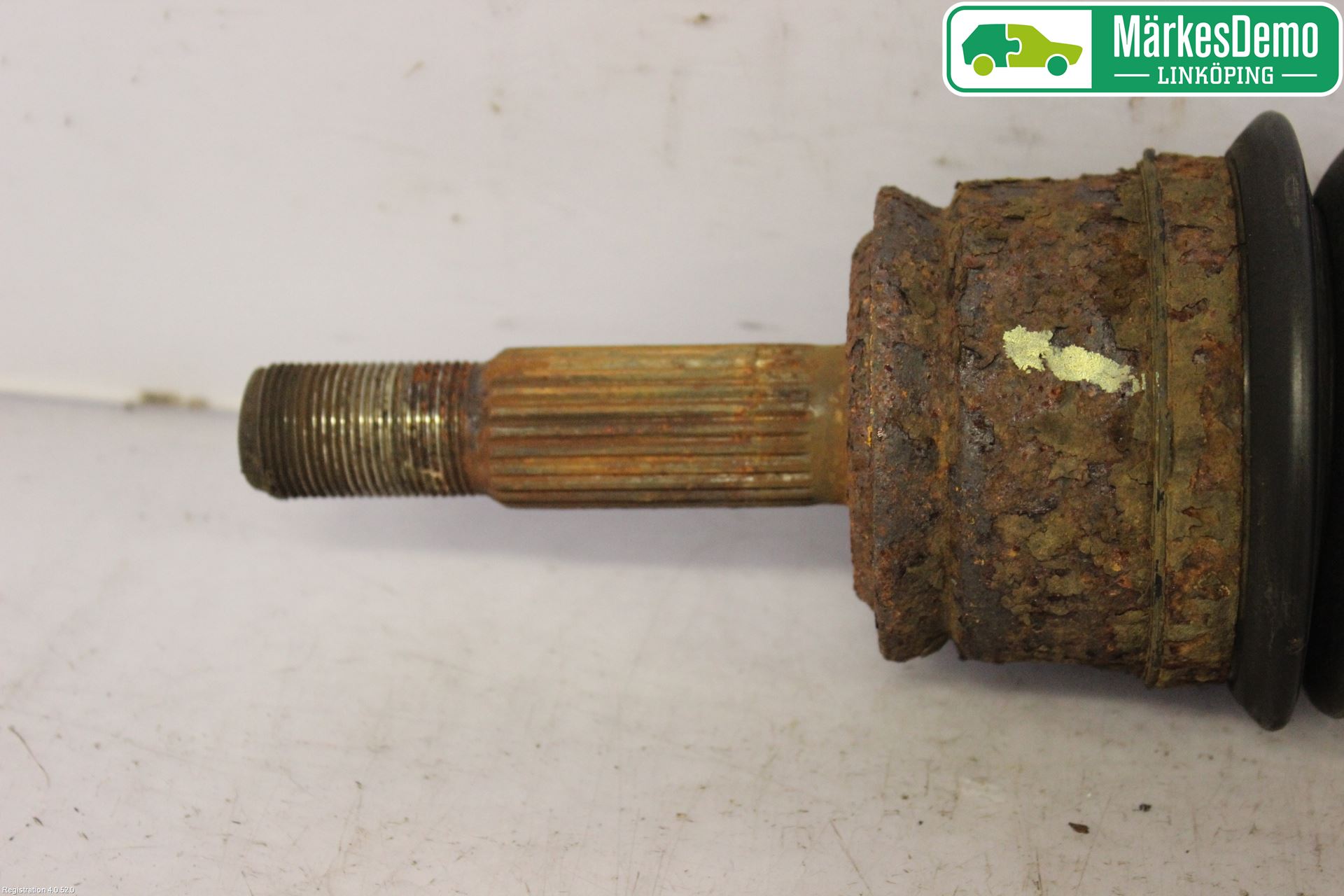 Mitsubishi COLT   04-08 Drivaxel Fram Vänster