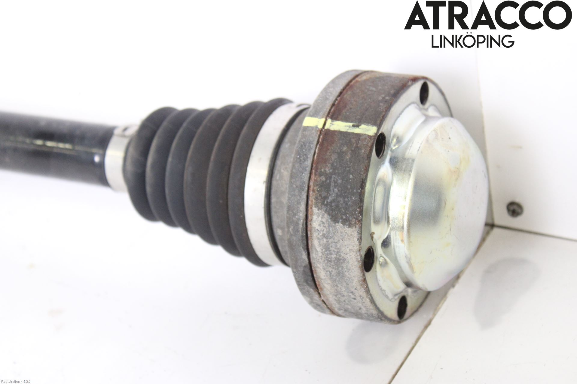 Audi A4/S4 B9 16-19 Drivaxel Bak Vänster