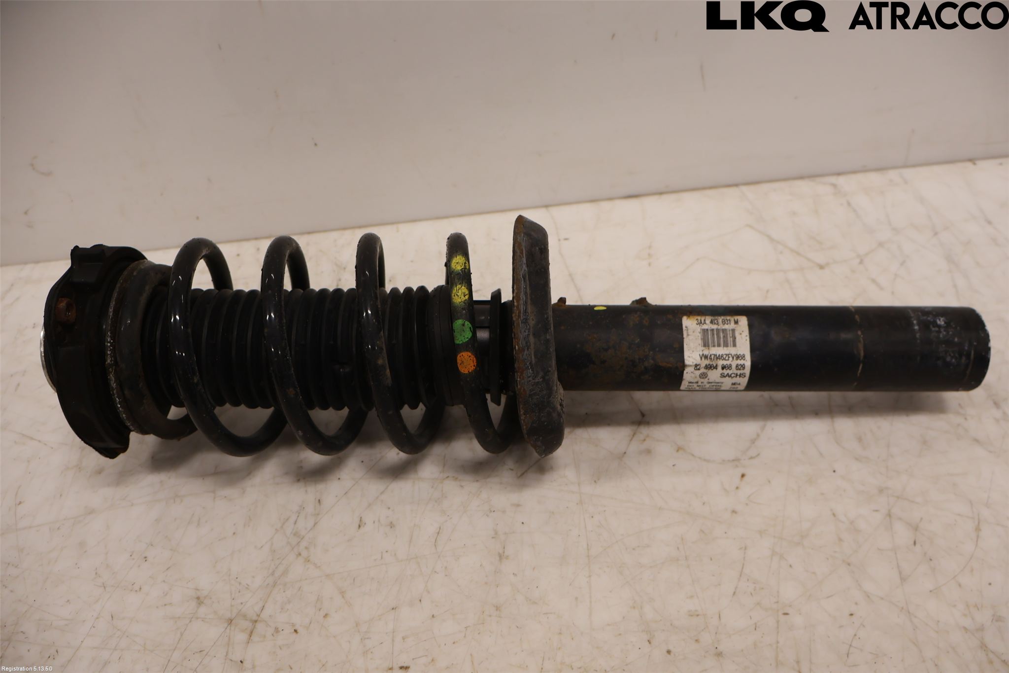 Volkswagen VW PASSAT 11-14 Fjäderben Fram Vänster