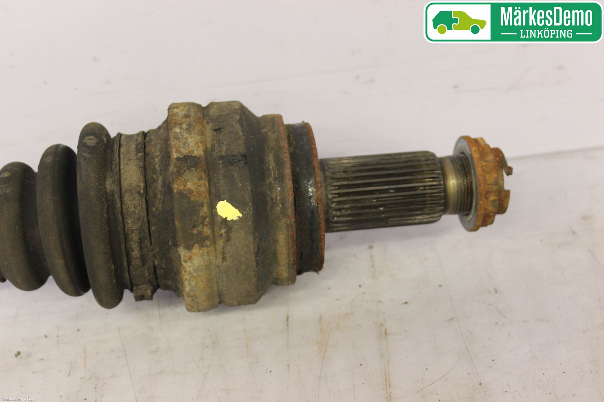 BMW X3 F25 10-17 Drivaxel Bak Höger