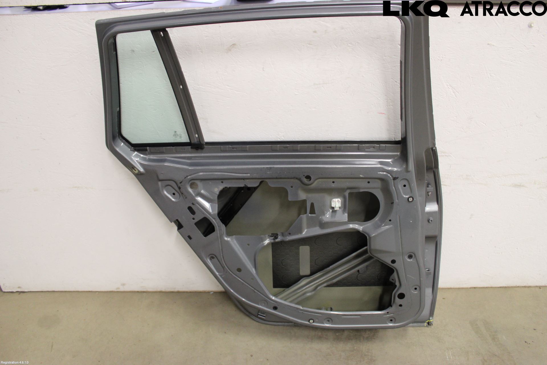 BMW 5 E60/61 Sed/Tou 02-10 Dörr Bak Vänster