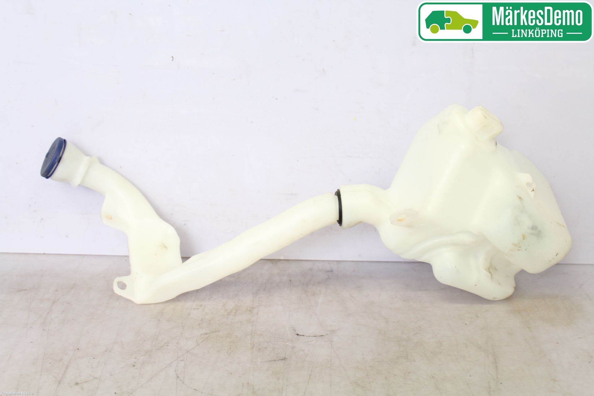 Peugeot 207 Spolartank Strålkastare